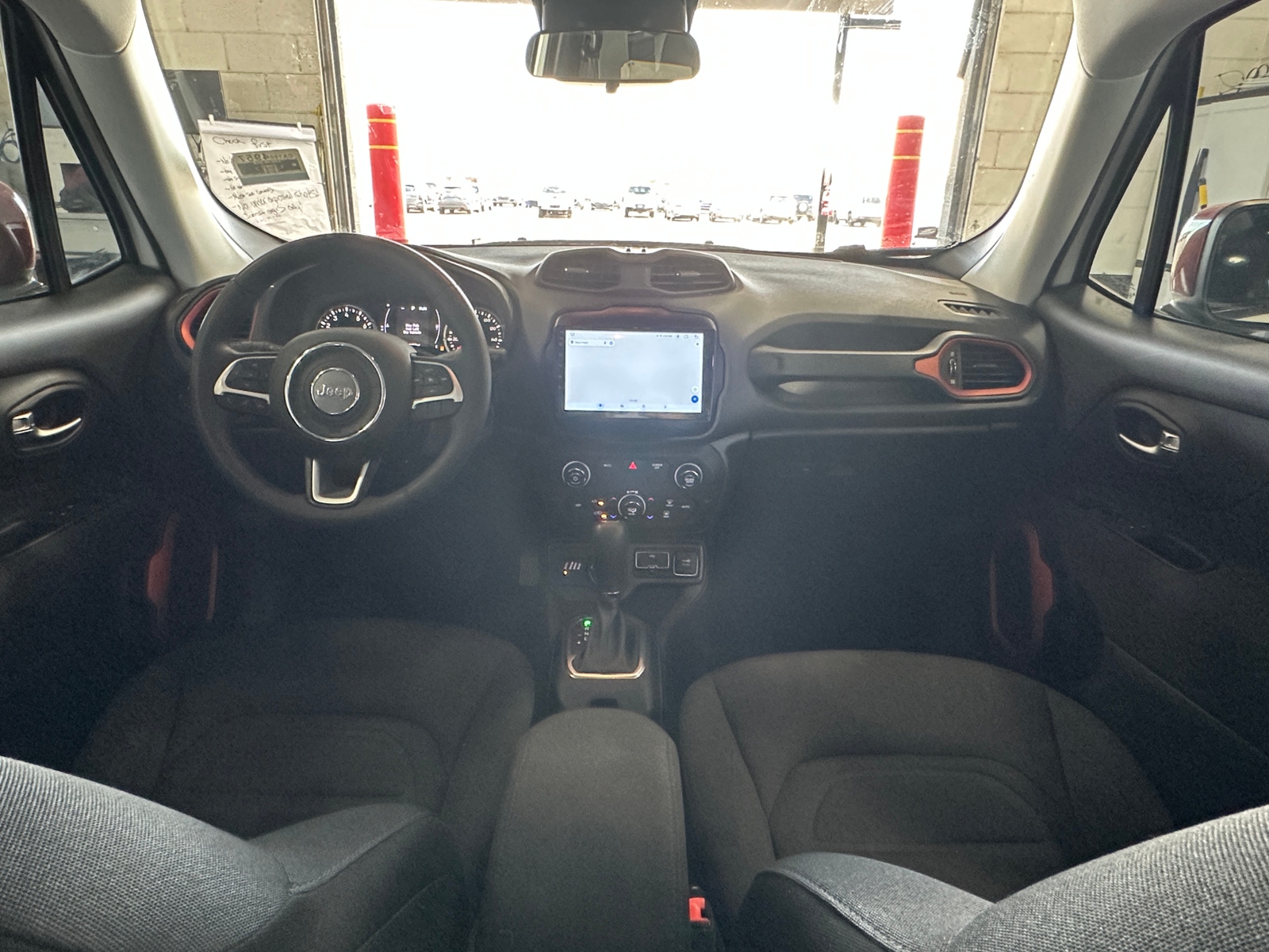 Thumbnail: 2020 Jeep Renegade - 3