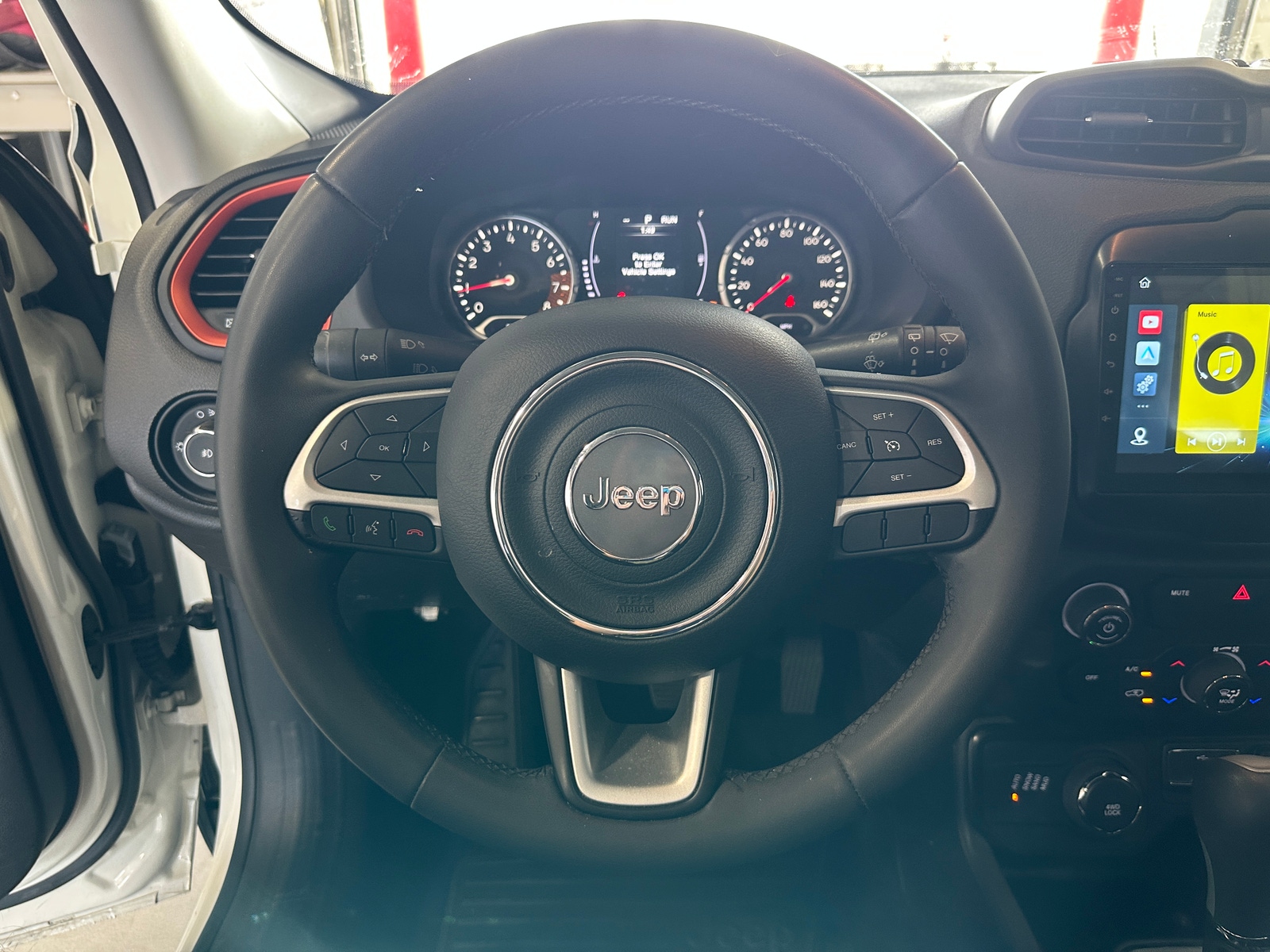Thumbnail: 2020 Jeep Renegade - 5