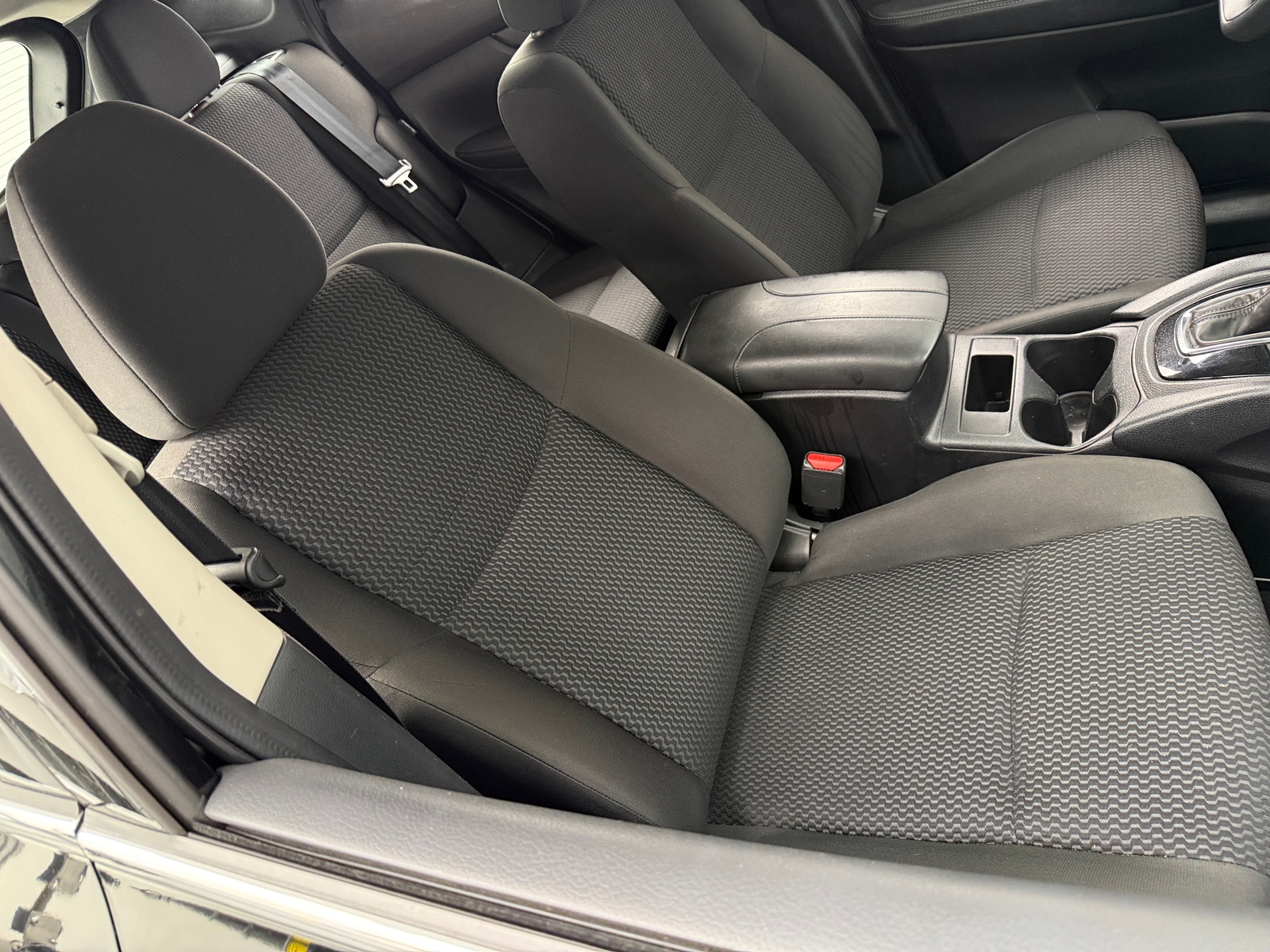 Thumbnail: 2022 Nissan Rogue Sport - 2