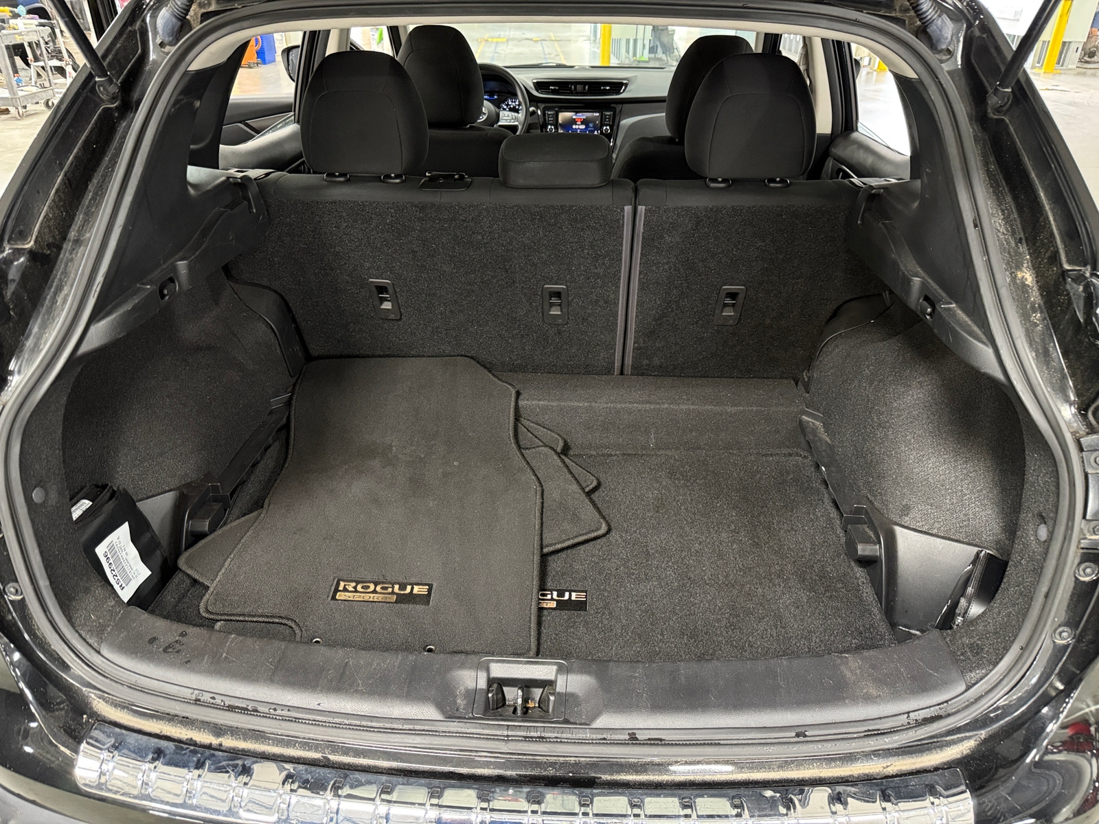 Thumbnail: 2022 Nissan Rogue Sport - 7