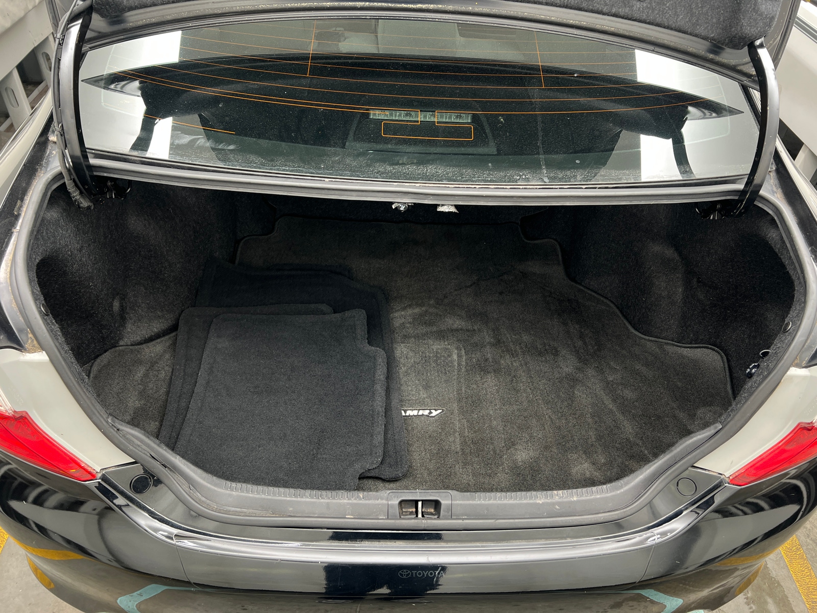 Thumbnail: 2014 Toyota Camry - 7