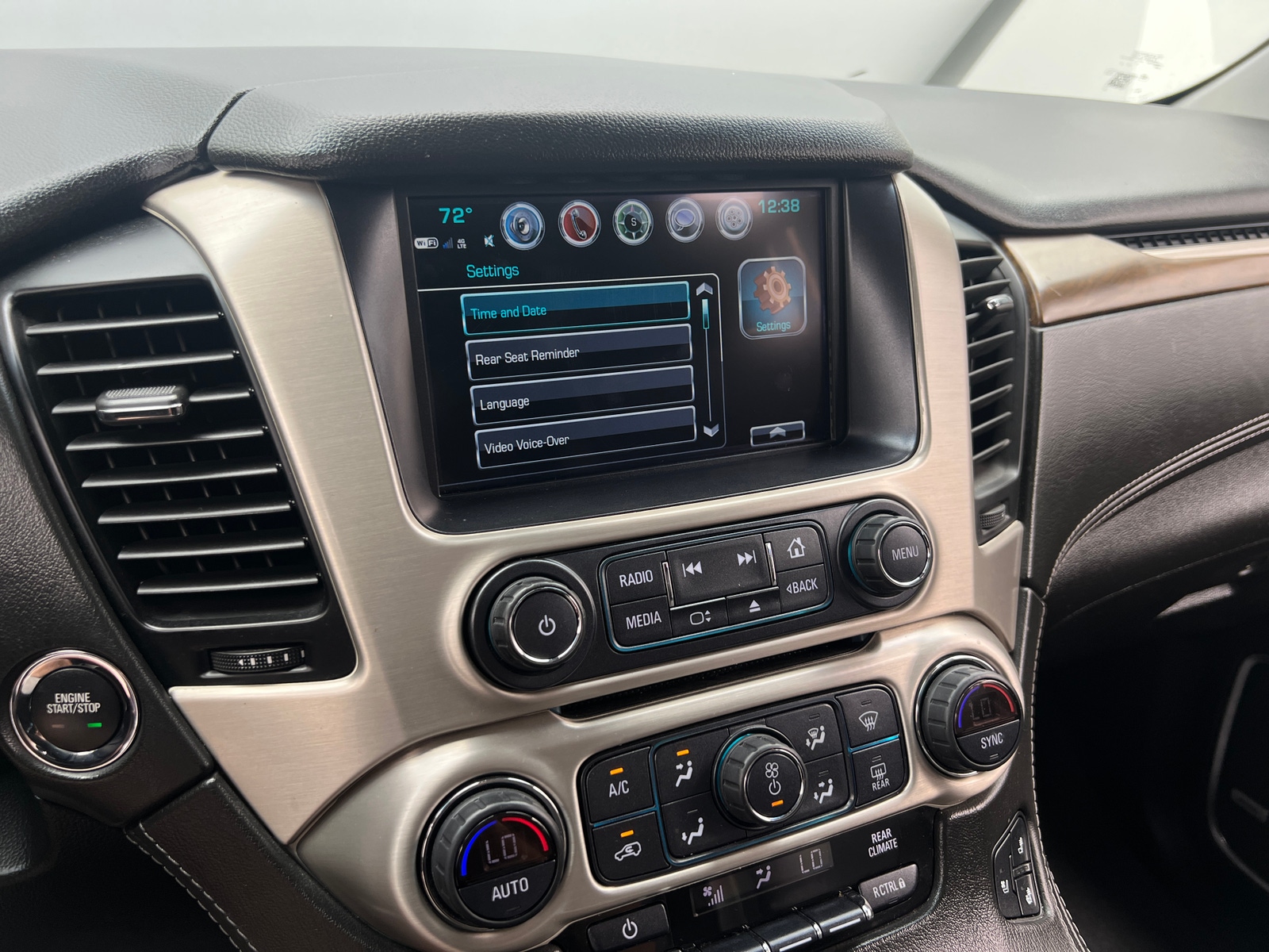 Thumbnail: 2019 GMC Yukon - 3