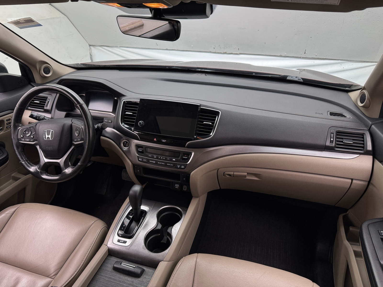 Thumbnail: 2019 Honda Pilot - 2