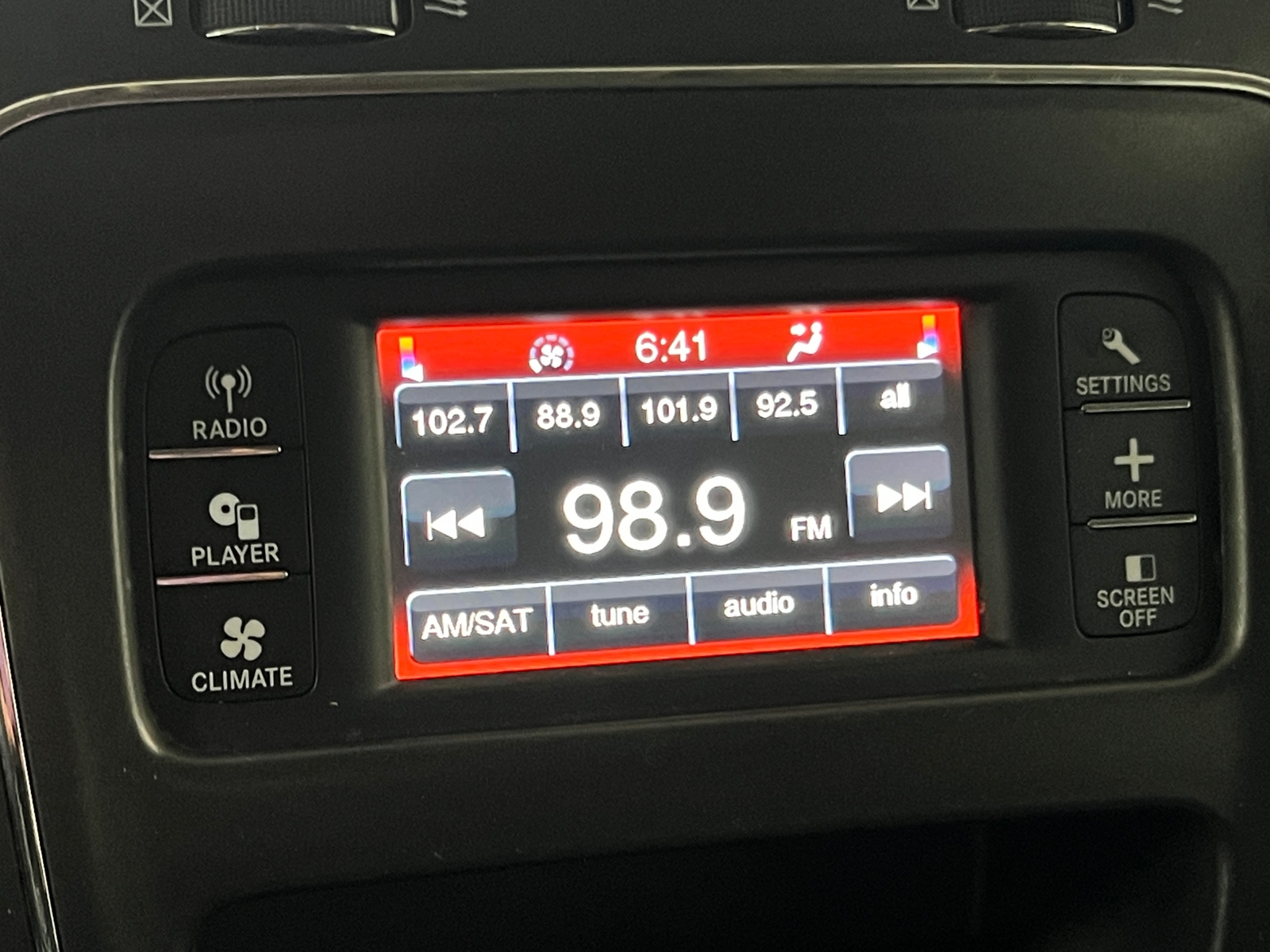Thumbnail: 2018 Dodge Journey - 4