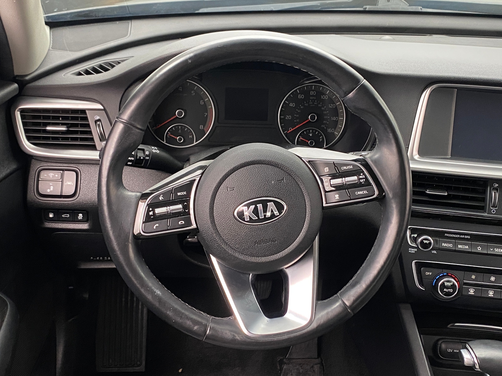 Thumbnail: 2019 Kia Optima - 4