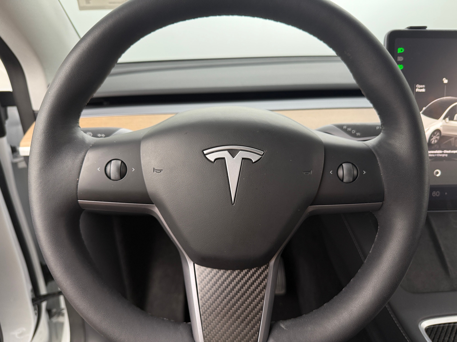 Thumbnail: 2023 Tesla Model Y - 4
