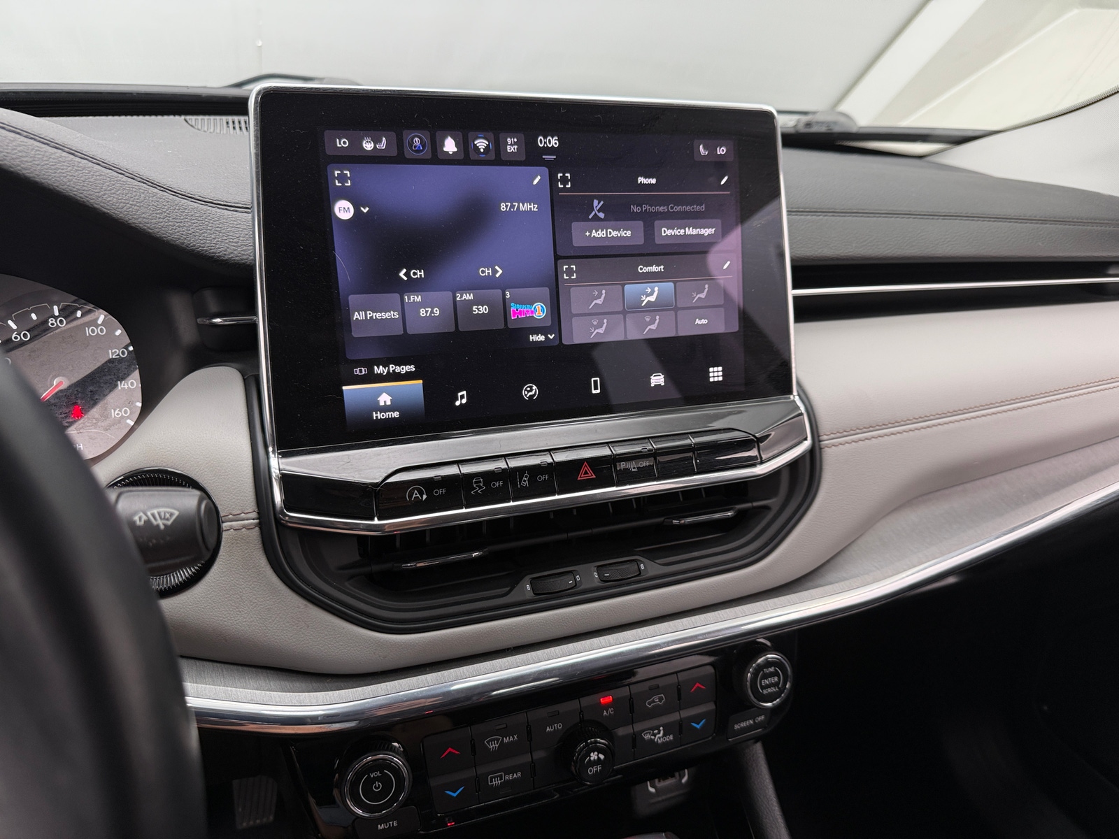 Thumbnail: 2022 Jeep Compass - 3