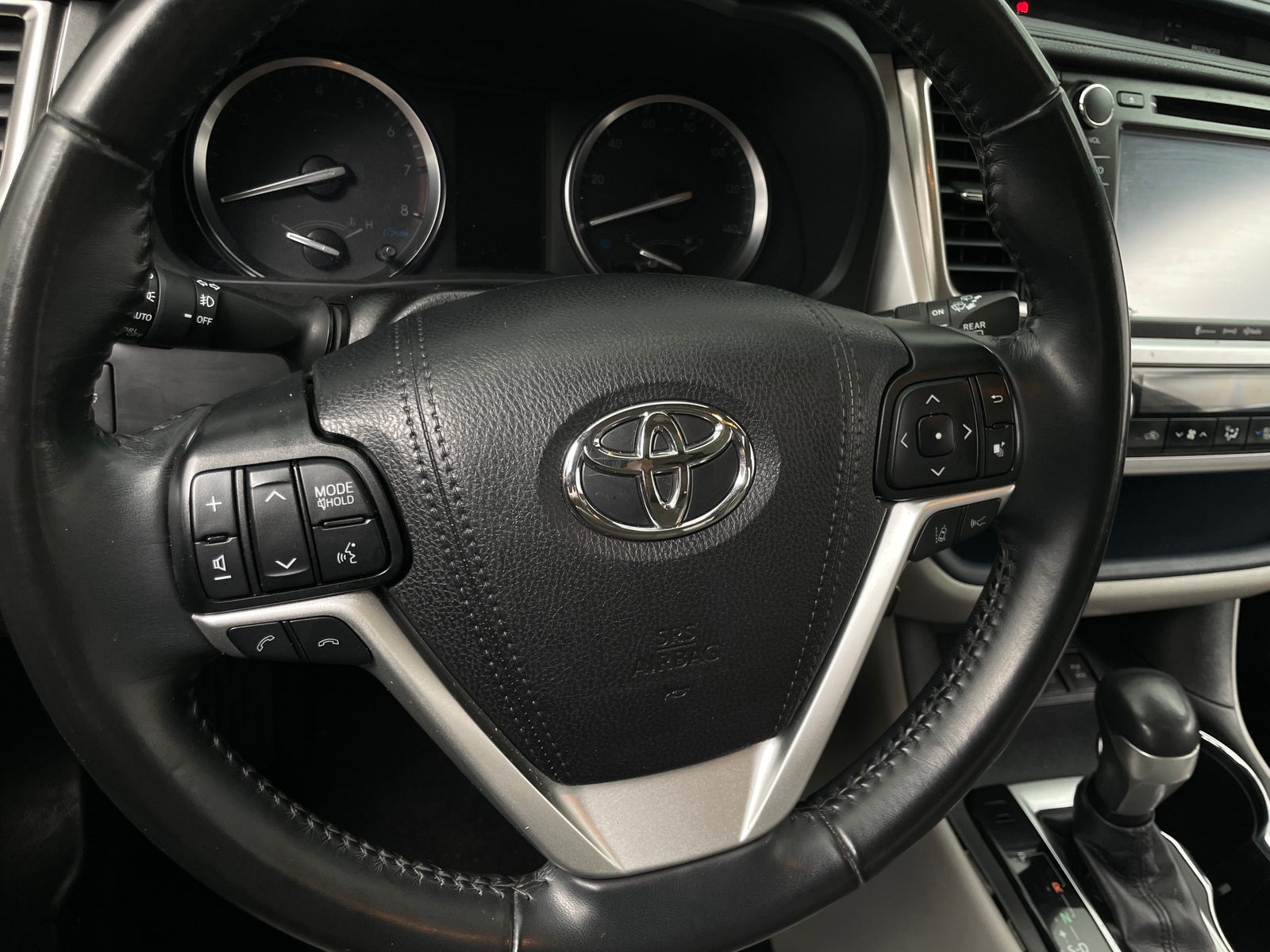 Thumbnail: 2019 Toyota Highlander - 4