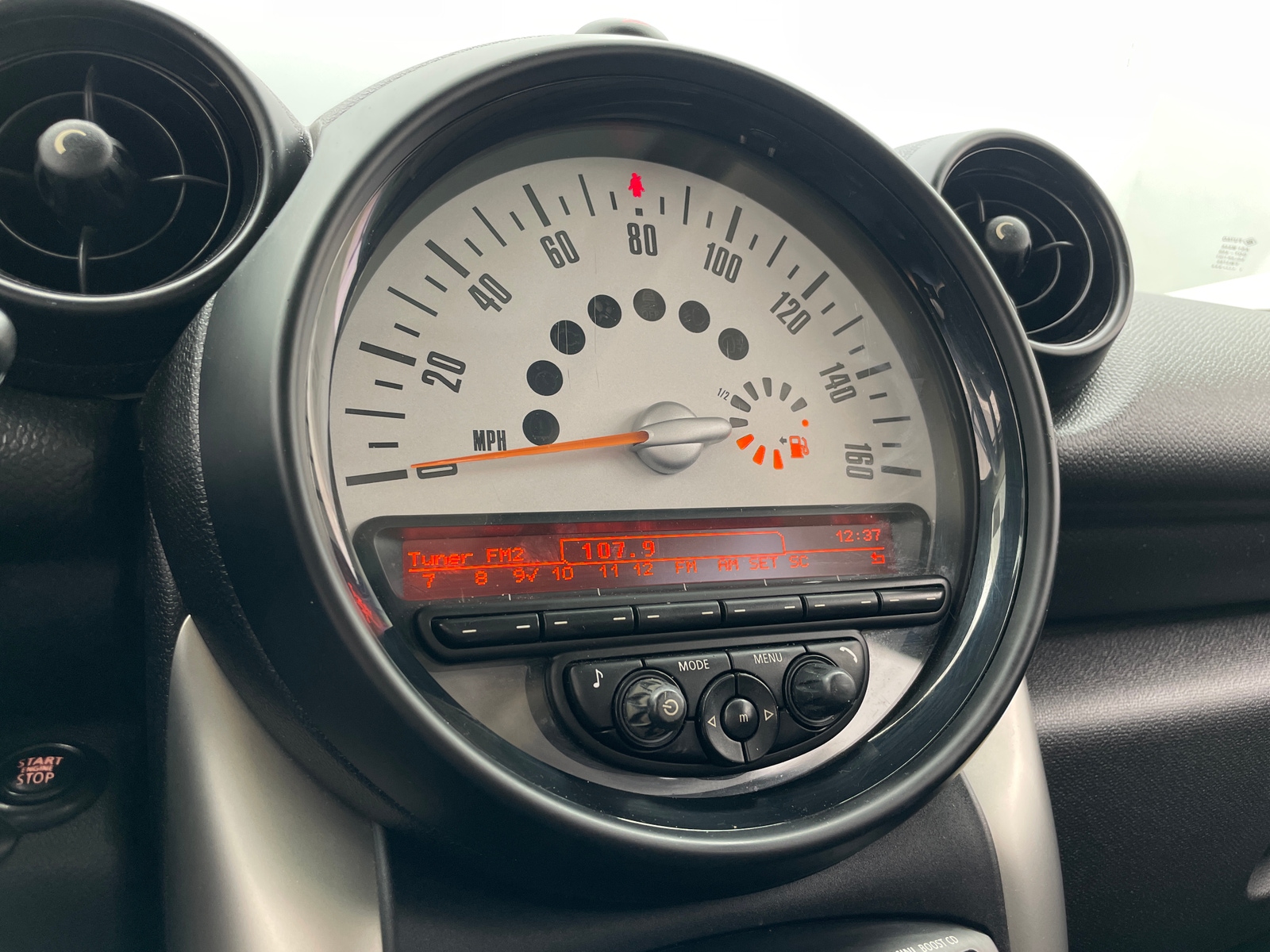 Thumbnail: 2014 MINI Cooper Countryman - 3