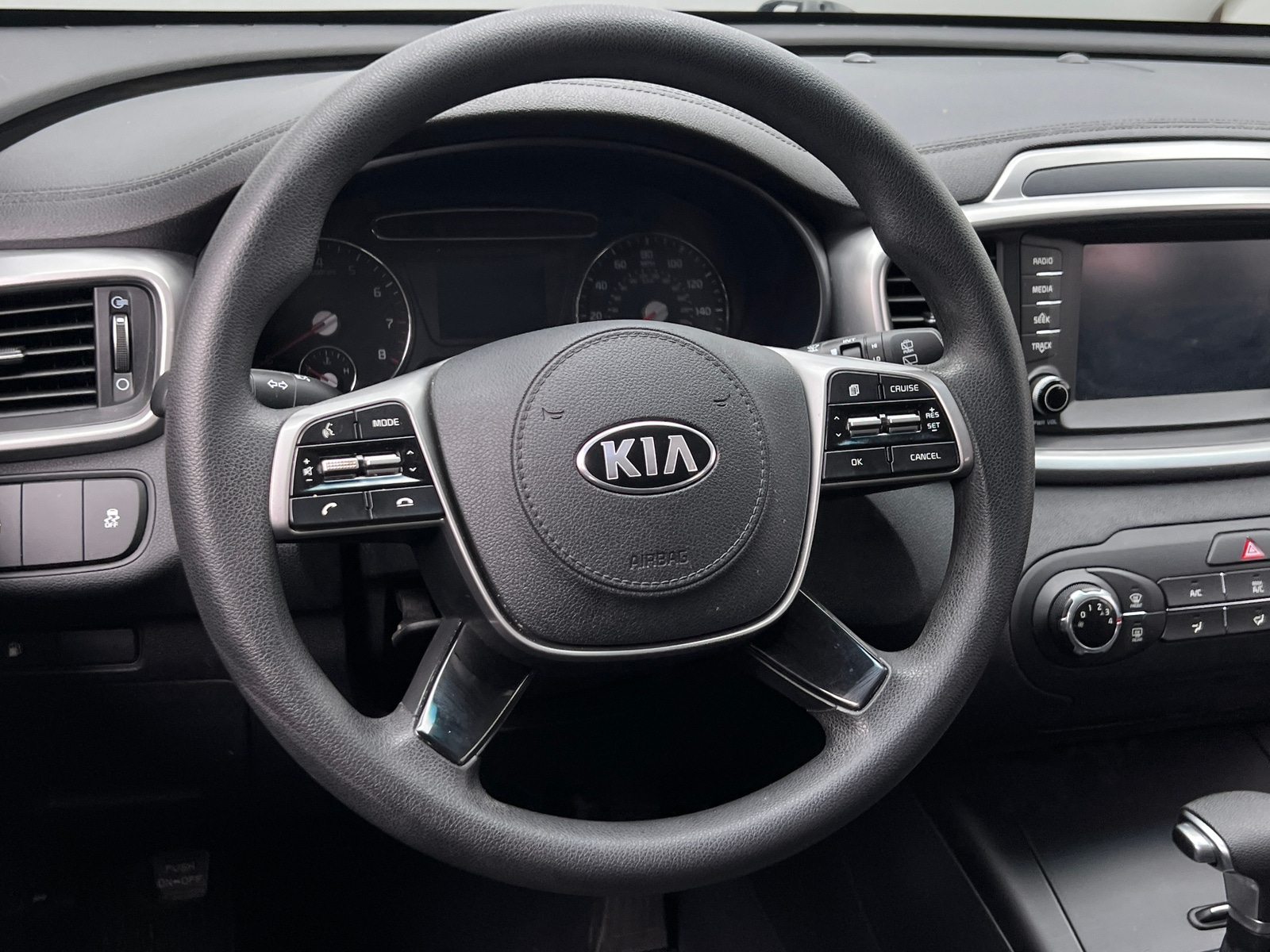 Thumbnail: 2019 Kia Sorento - 5
