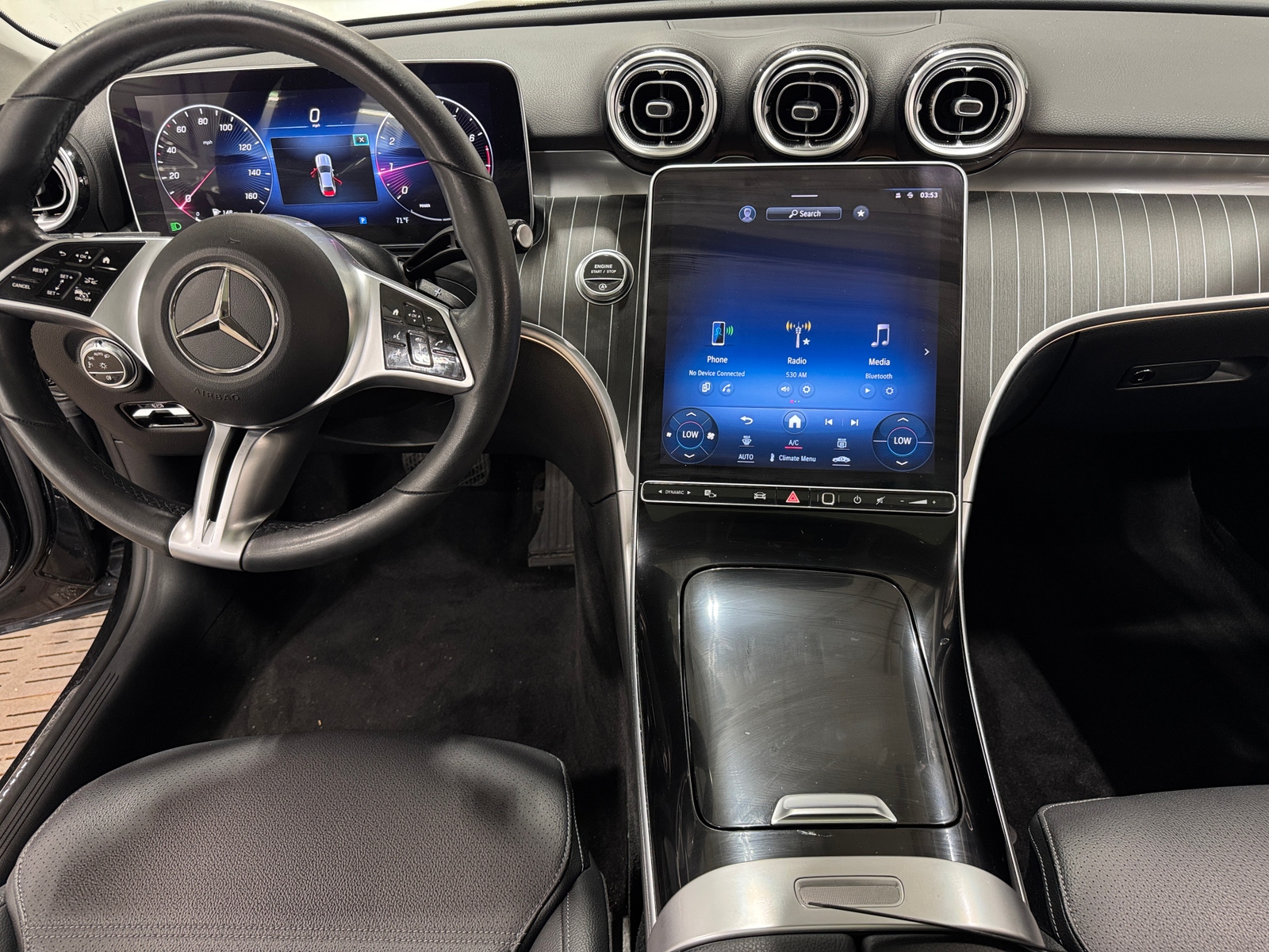 Thumbnail: 2023 Mercedes-Benz C-Class - 2
