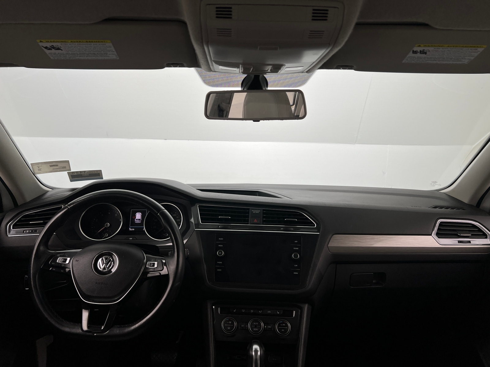 Thumbnail: 2019 Volkswagen Tiguan - 2