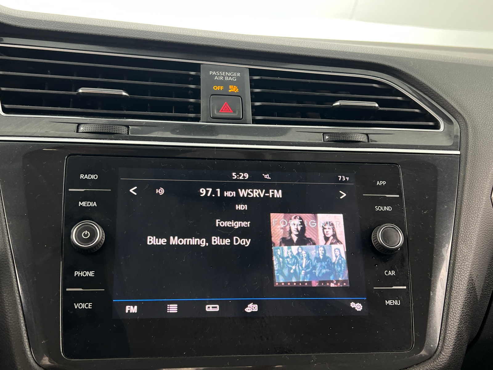 Thumbnail: 2019 Volkswagen Tiguan - 3