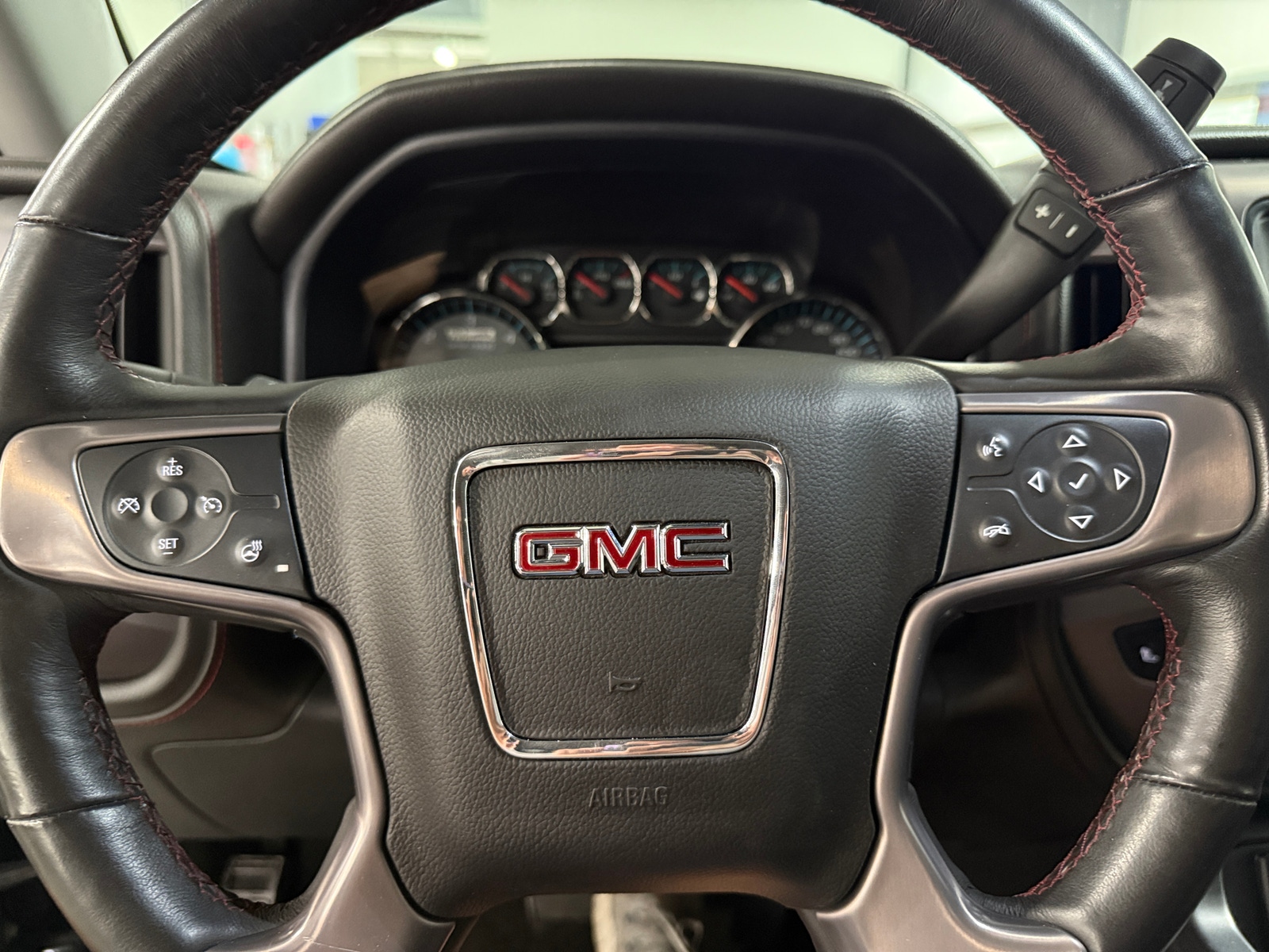 Thumbnail: 2017 GMC Sierra 1500 - 4