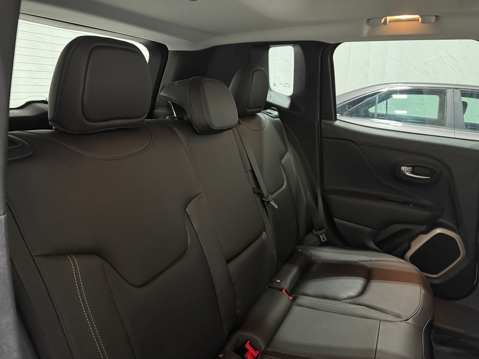 Thumbnail: 2017 Jeep Renegade - 5