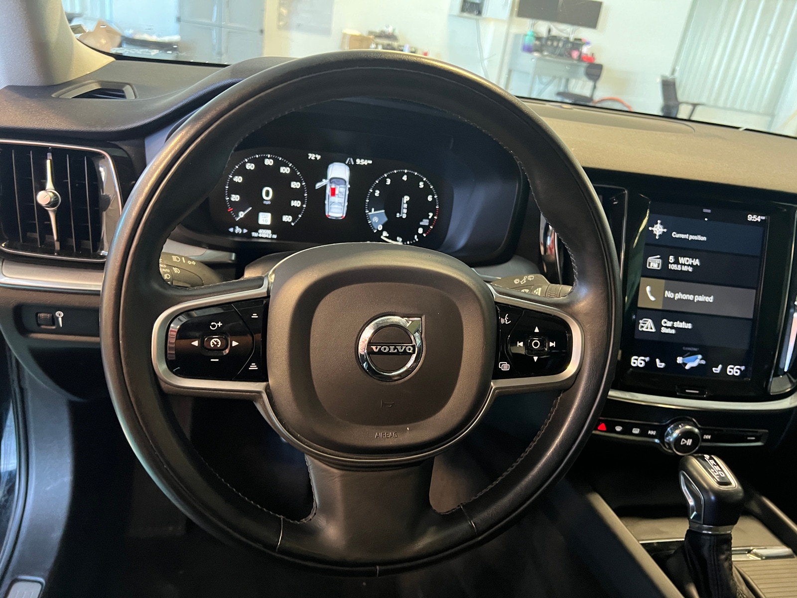 Thumbnail: 2020 Volvo V60 - 4