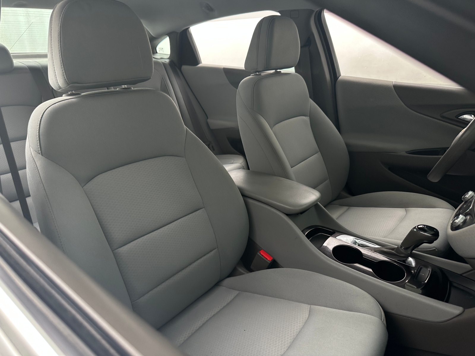 Thumbnail: 2018 Chevrolet Malibu - 2
