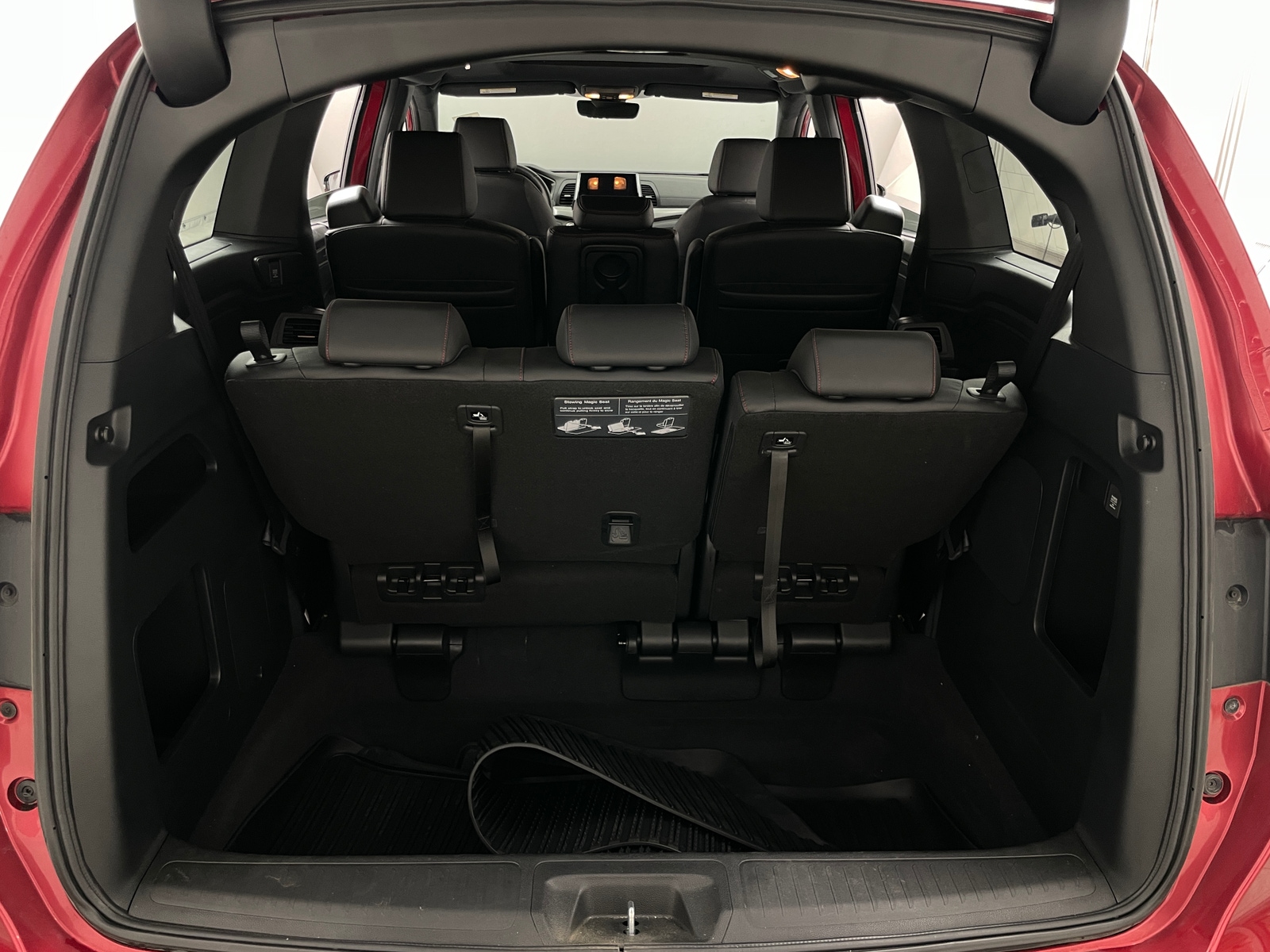 Thumbnail: 2023 Honda Odyssey - 6