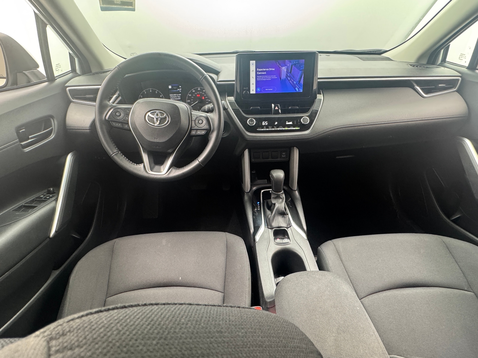 Thumbnail: 2024 Toyota Corolla Cross - 3