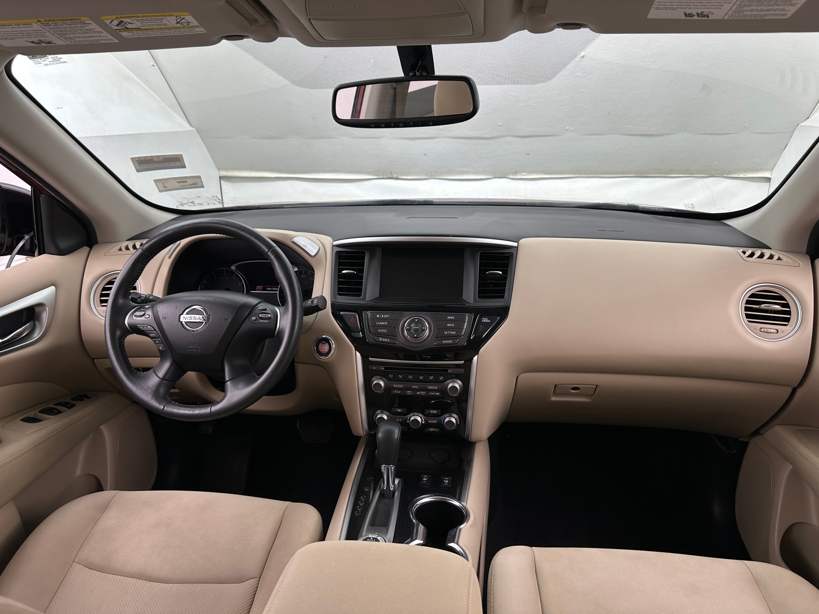 Thumbnail: 2017 Nissan Pathfinder - 3