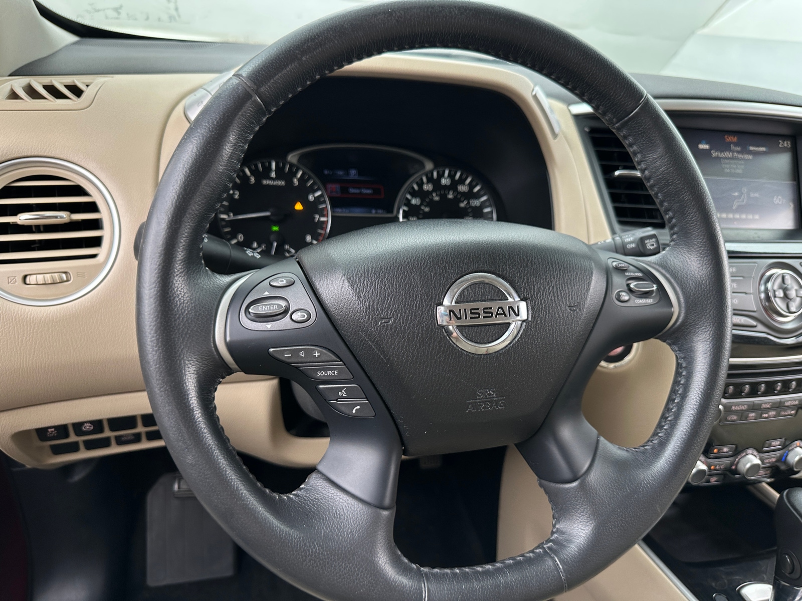 Thumbnail: 2017 Nissan Pathfinder - 5