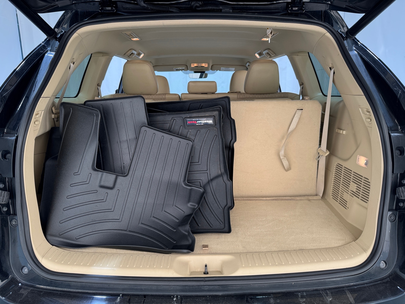 Thumbnail: 2019 Toyota Highlander - 7