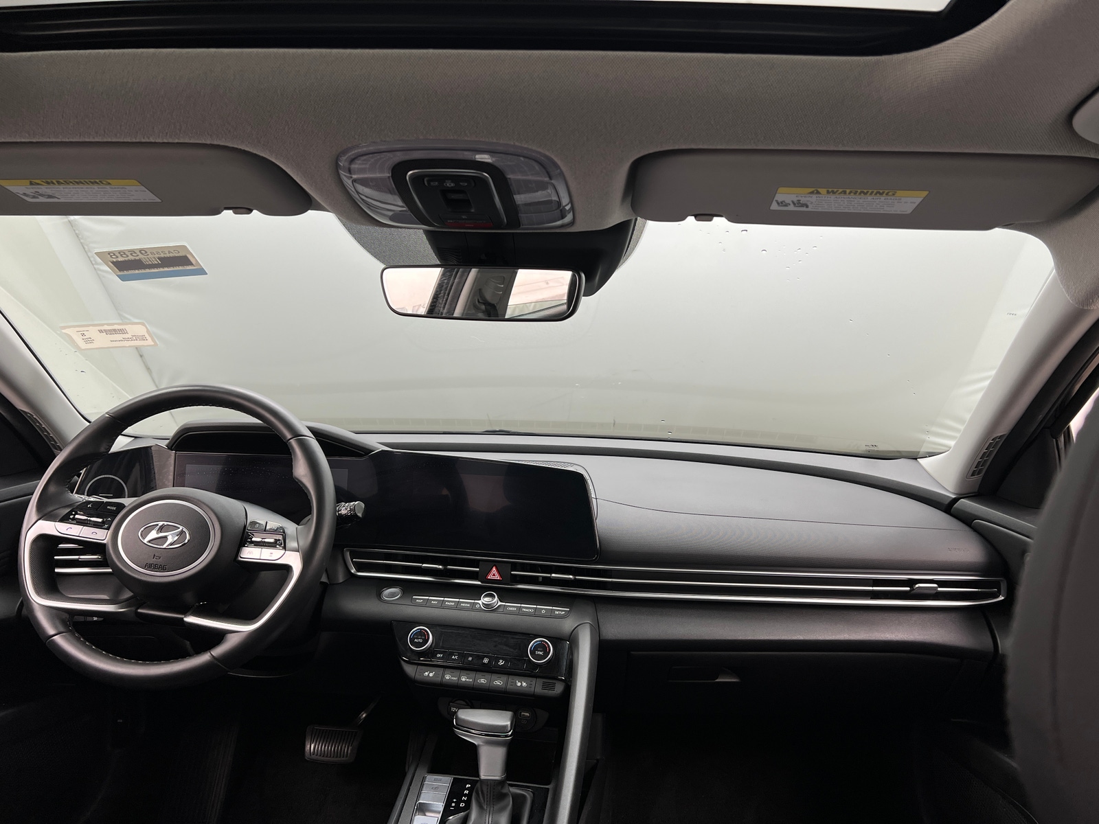 Thumbnail: 2023 Hyundai Elantra - 3