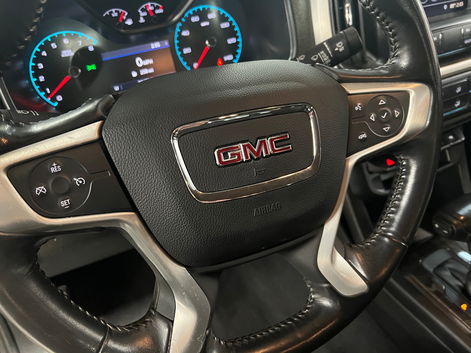 Thumbnail: 2019 GMC Canyon - 5
