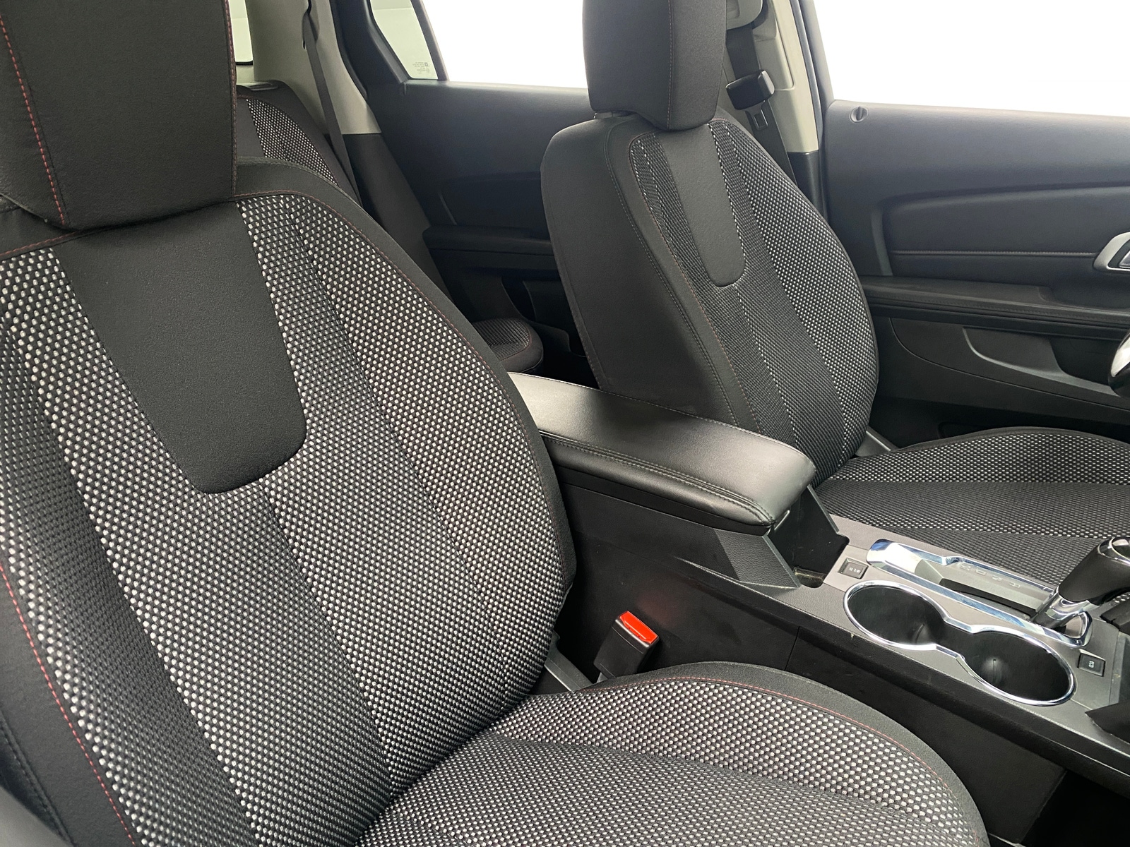 Thumbnail: 2017 GMC Terrain - 2