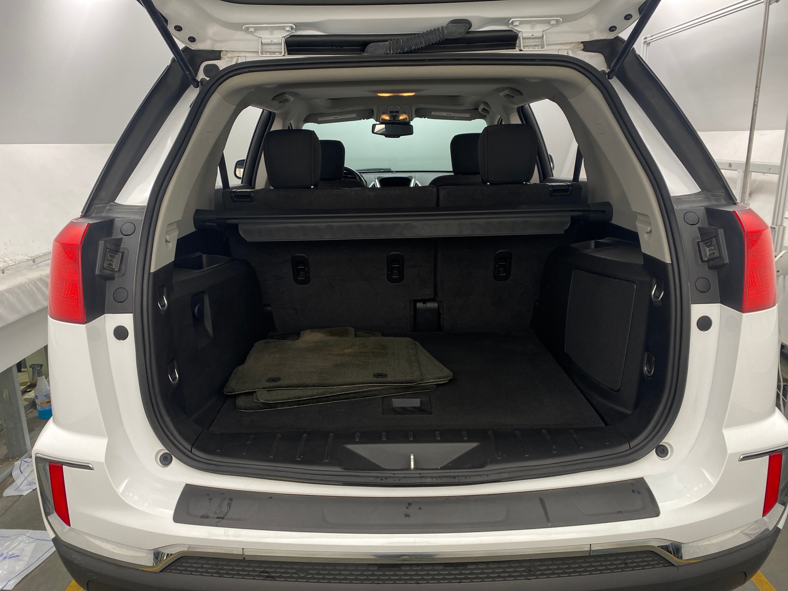 Thumbnail: 2017 GMC Terrain - 7