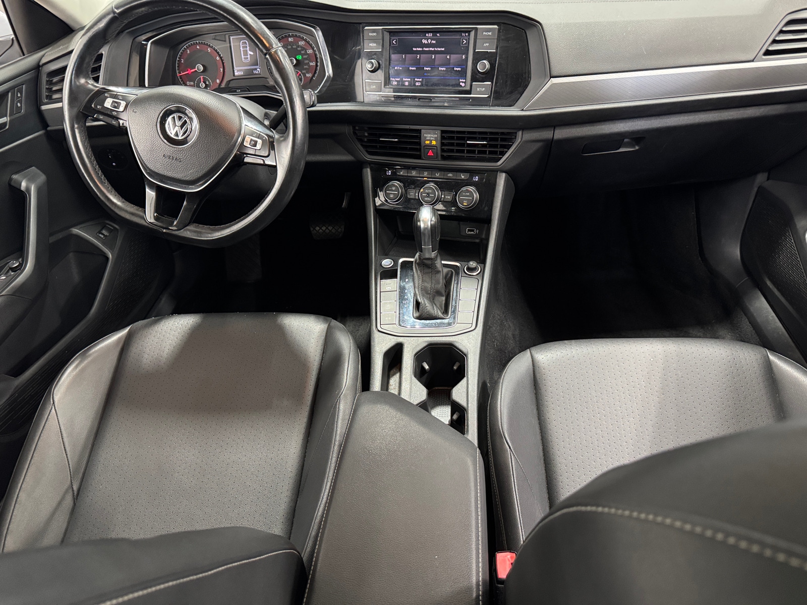Thumbnail: 2019 Volkswagen Jetta - 3