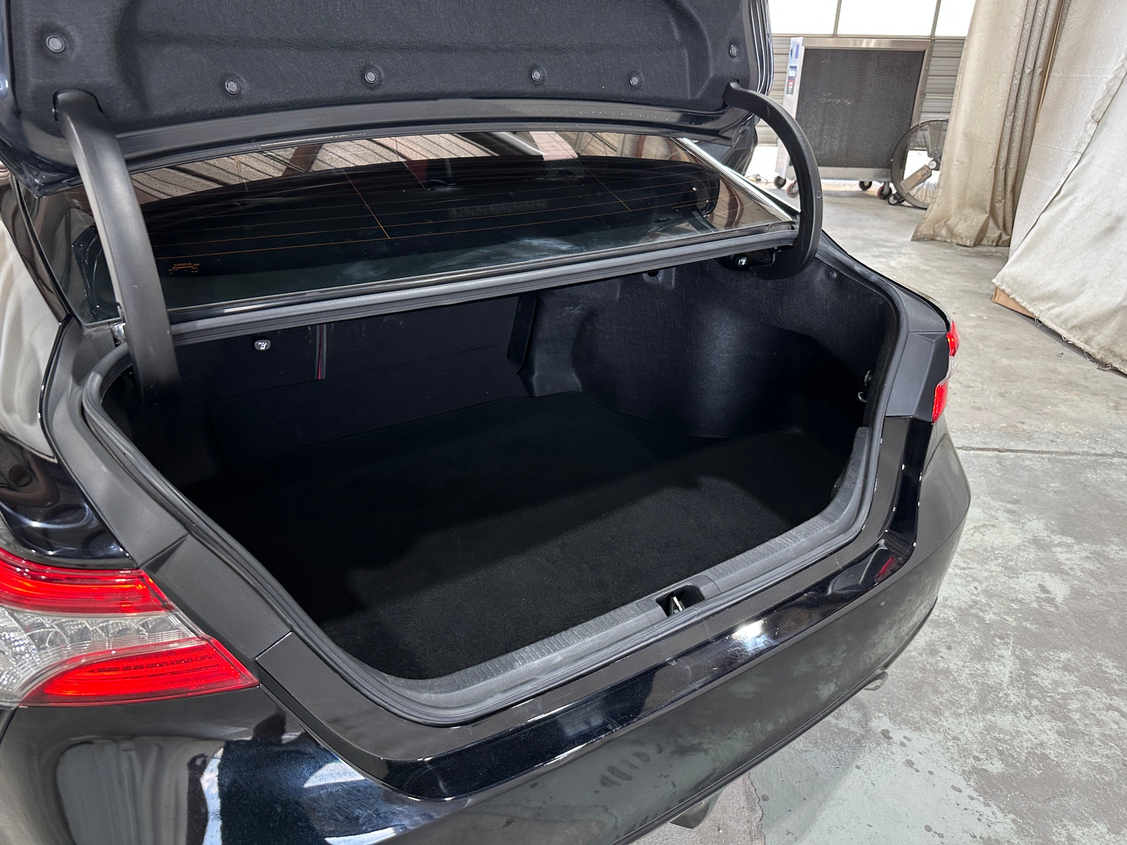 Thumbnail: 2019 Toyota Camry - 6
