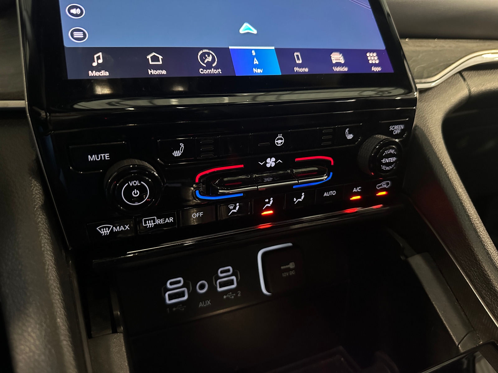 Thumbnail: 2024 Jeep Grand Cherokee - 3