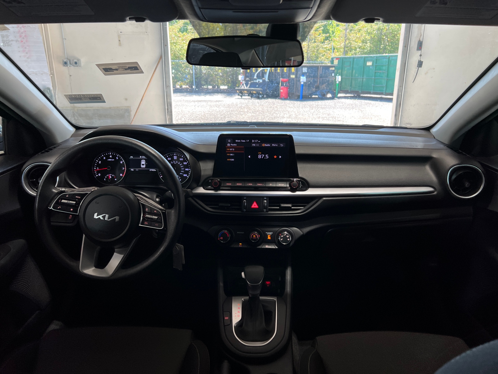 Thumbnail: 2024 Kia Forte - 3