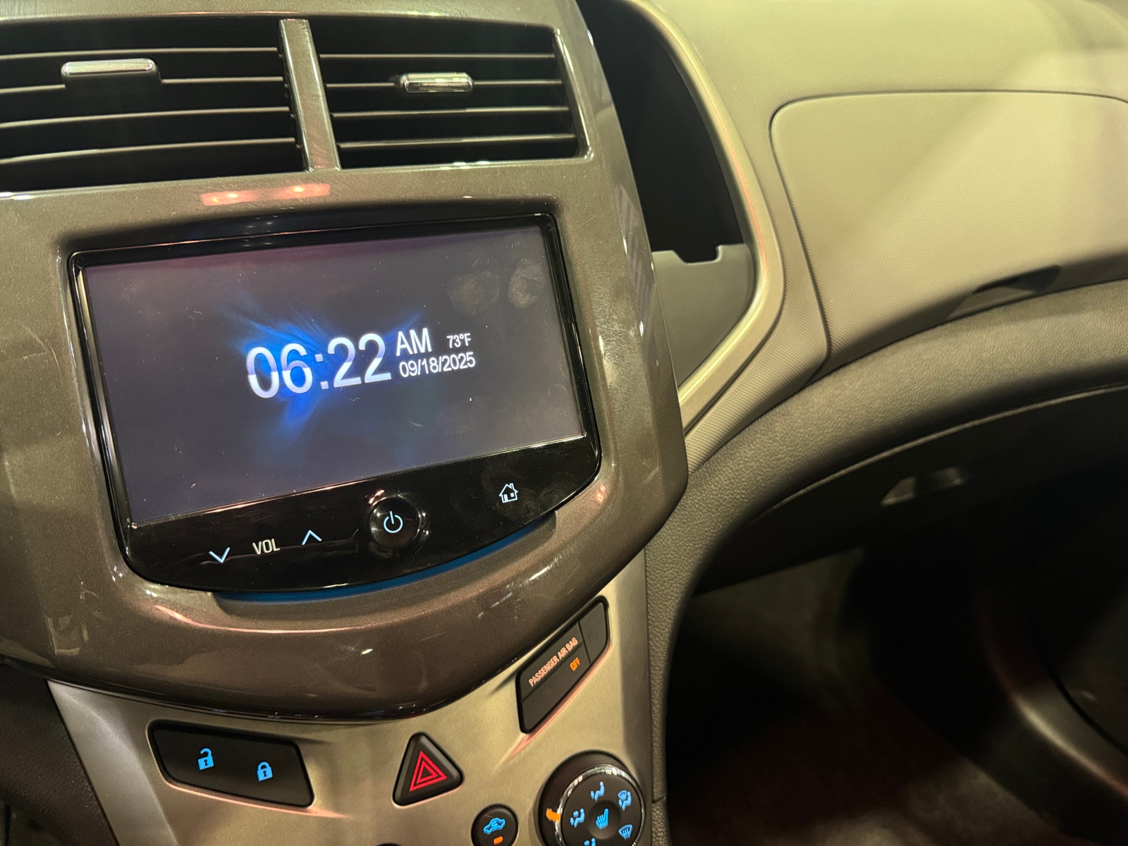 Thumbnail: 2016 Chevrolet Sonic - 3