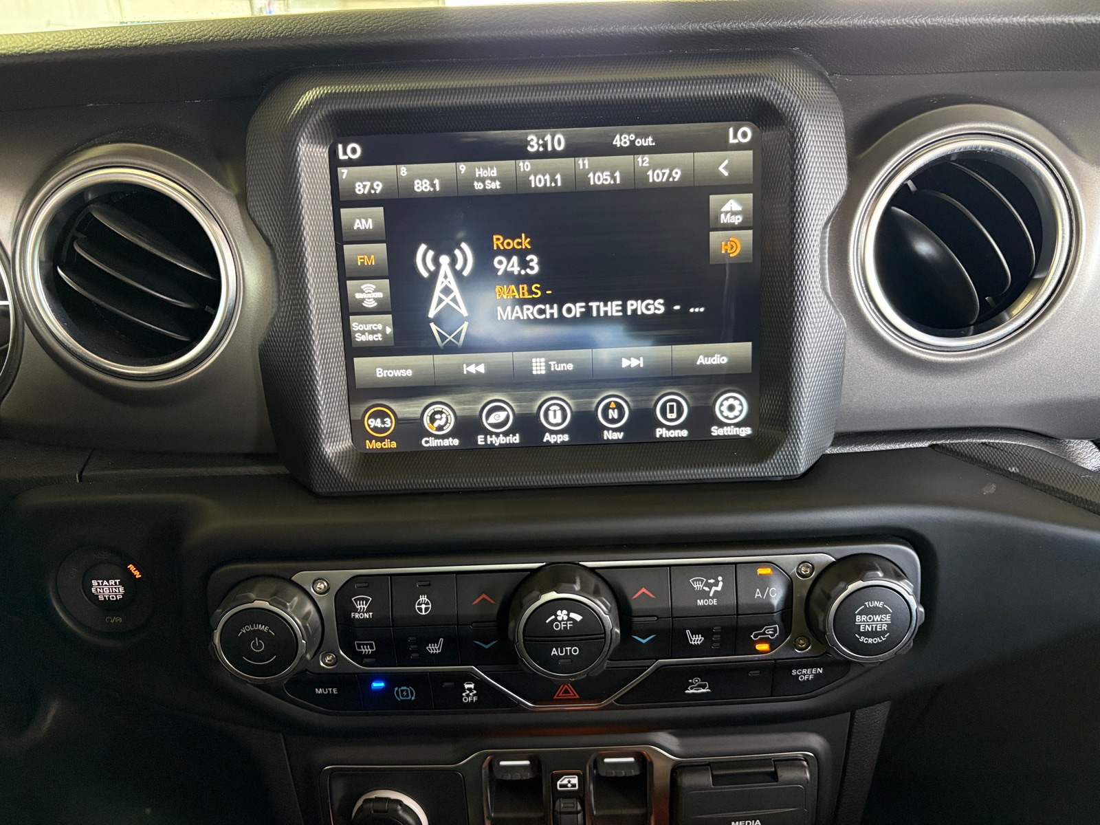 Thumbnail: 2023 Jeep Wrangler - 4