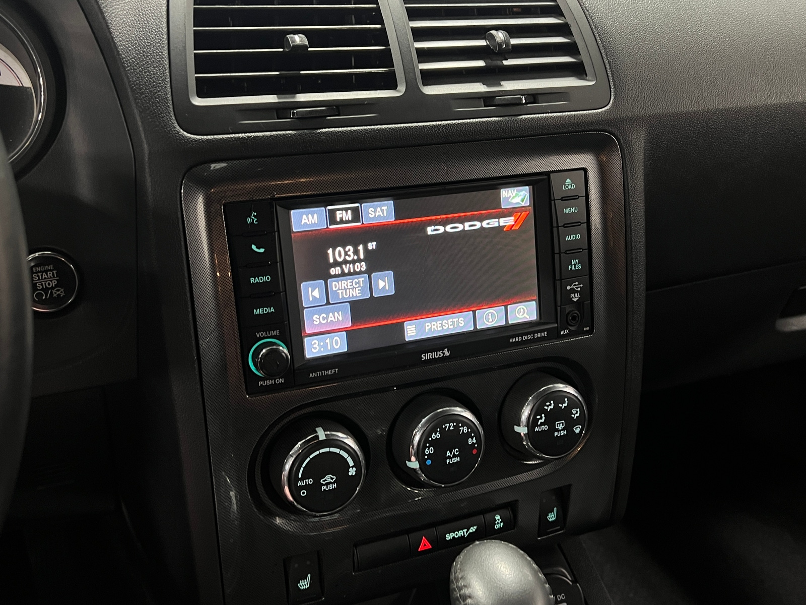 Thumbnail: 2014 Dodge Challenger - 4