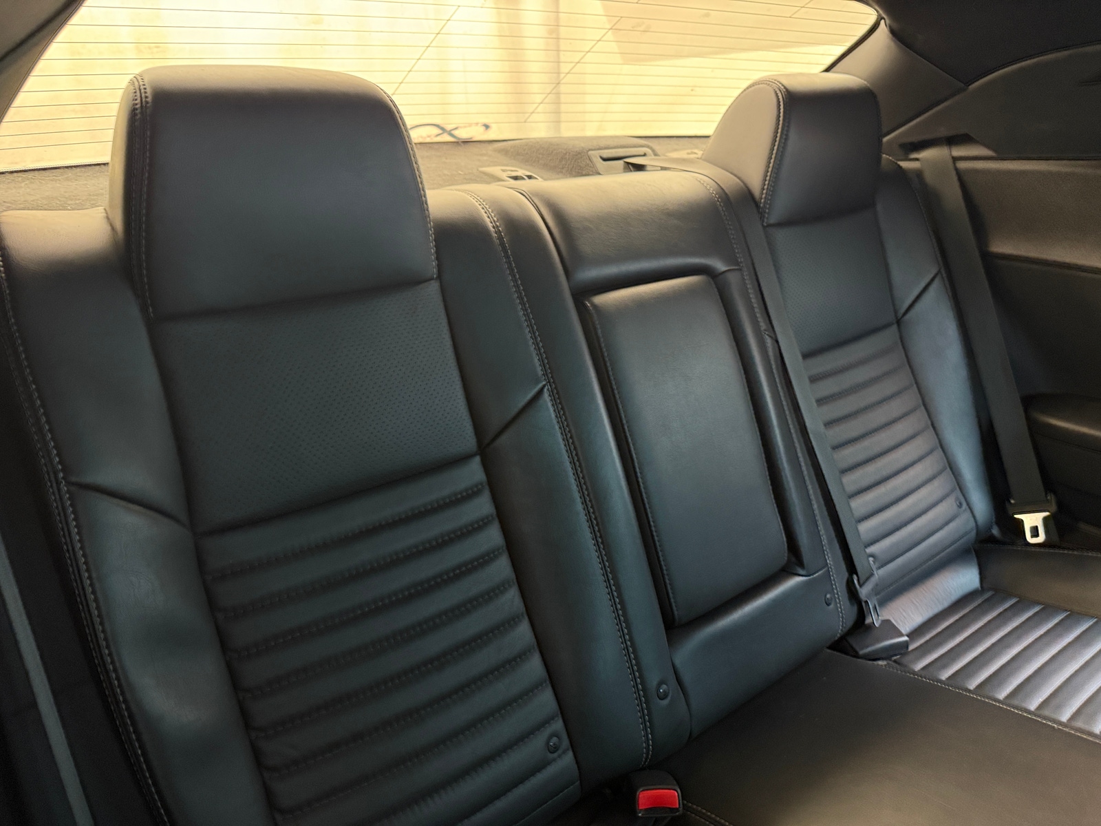 Thumbnail: 2014 Dodge Challenger - 6
