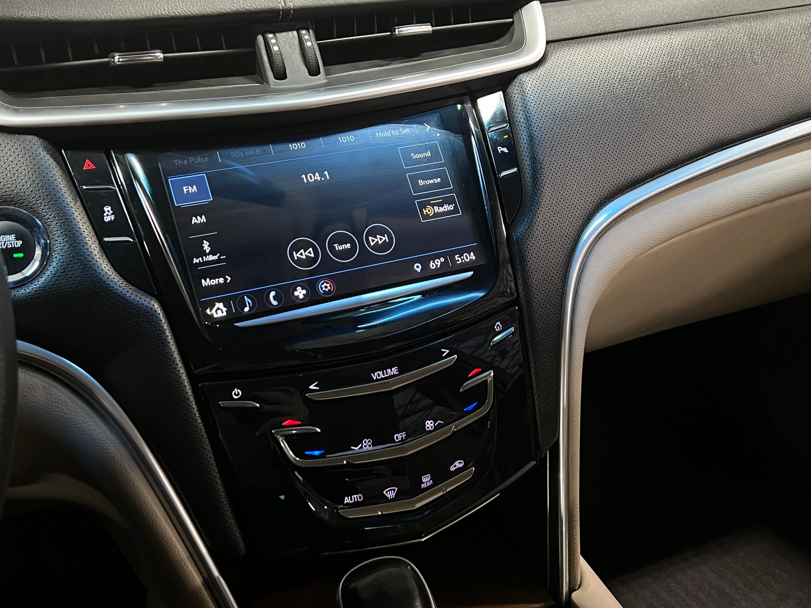 Thumbnail: 2019 Cadillac XTS - 3