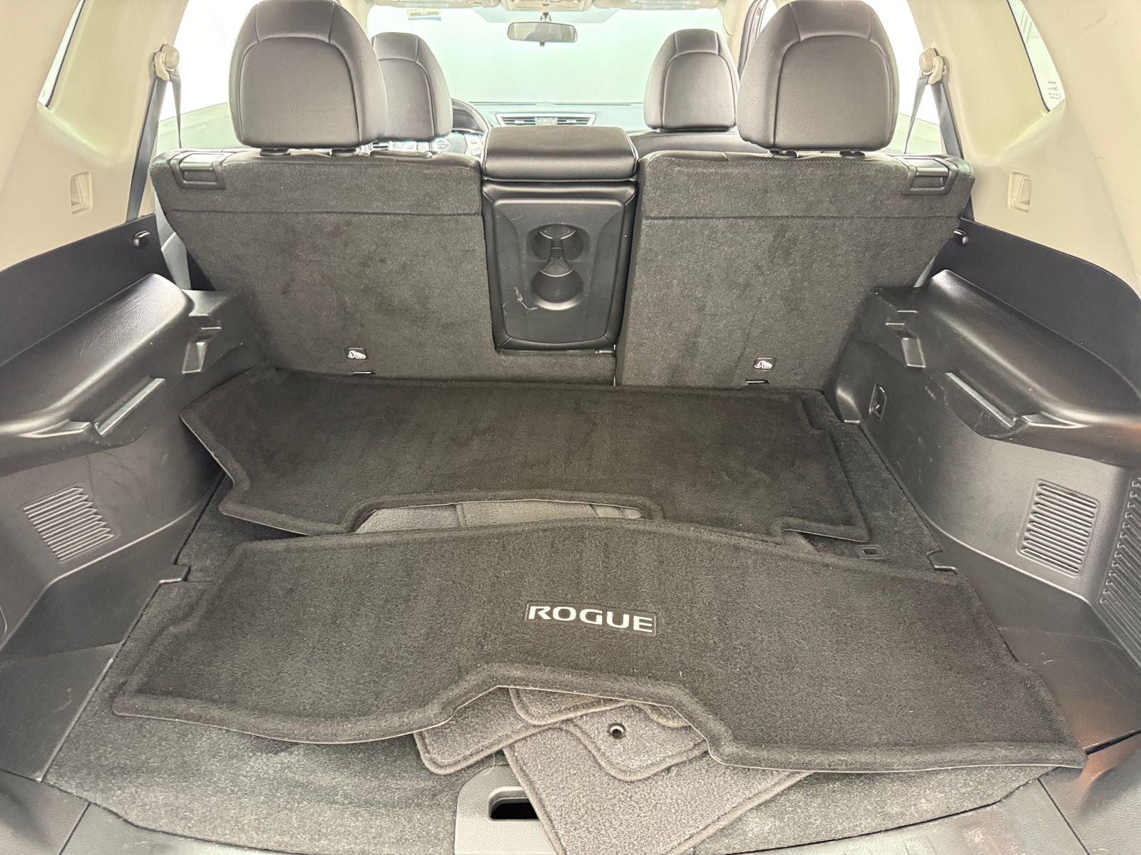 Thumbnail: 2016 Nissan Rogue - 6