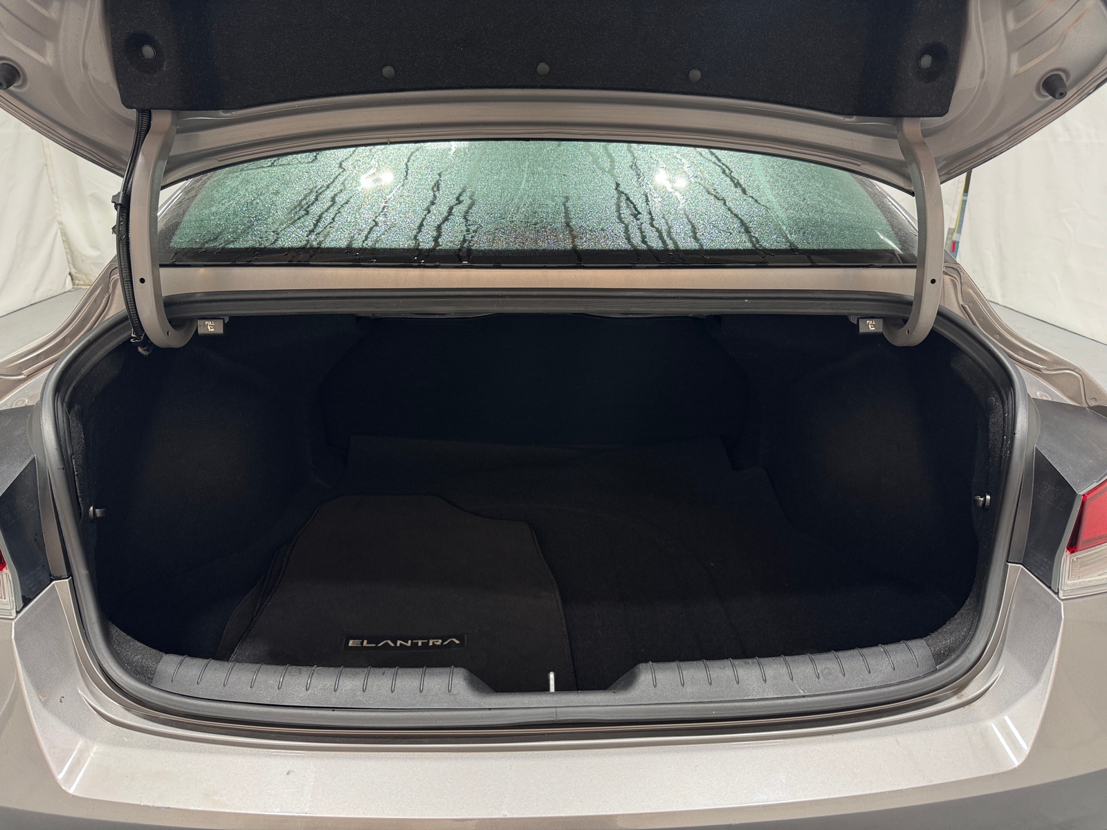 Thumbnail: 2021 Hyundai Elantra - 7