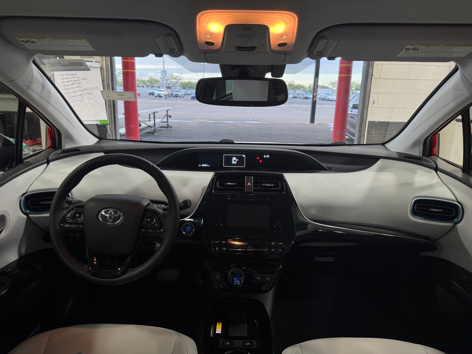 Thumbnail: 2019 Toyota Prius - 3