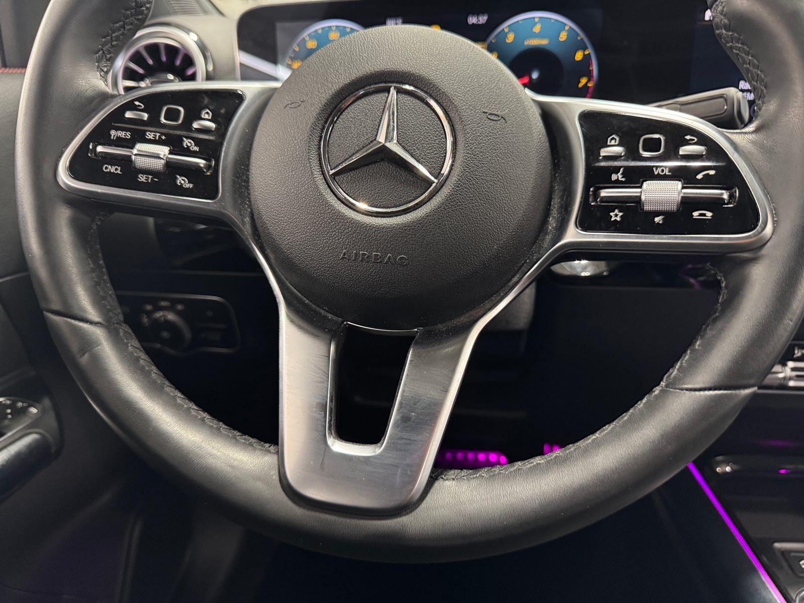 Thumbnail: 2022 Mercedes-Benz GLA - 4