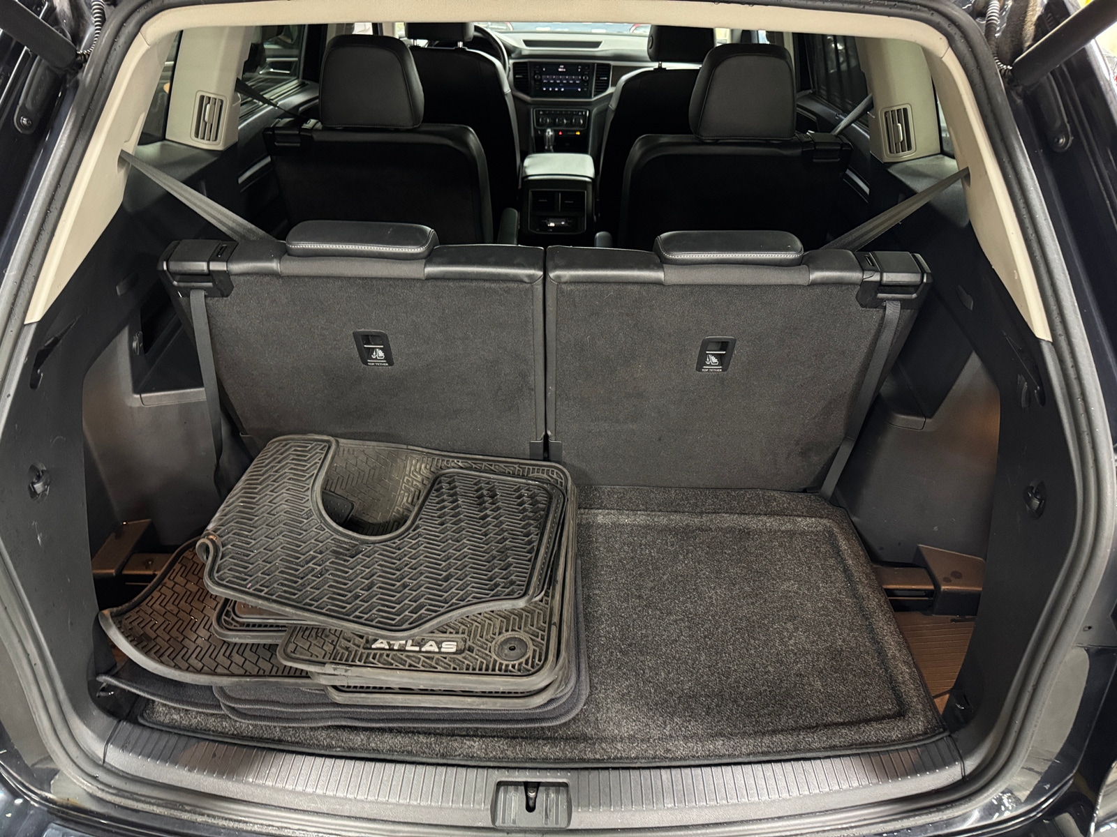 Thumbnail: 2019 Volkswagen Atlas - 6