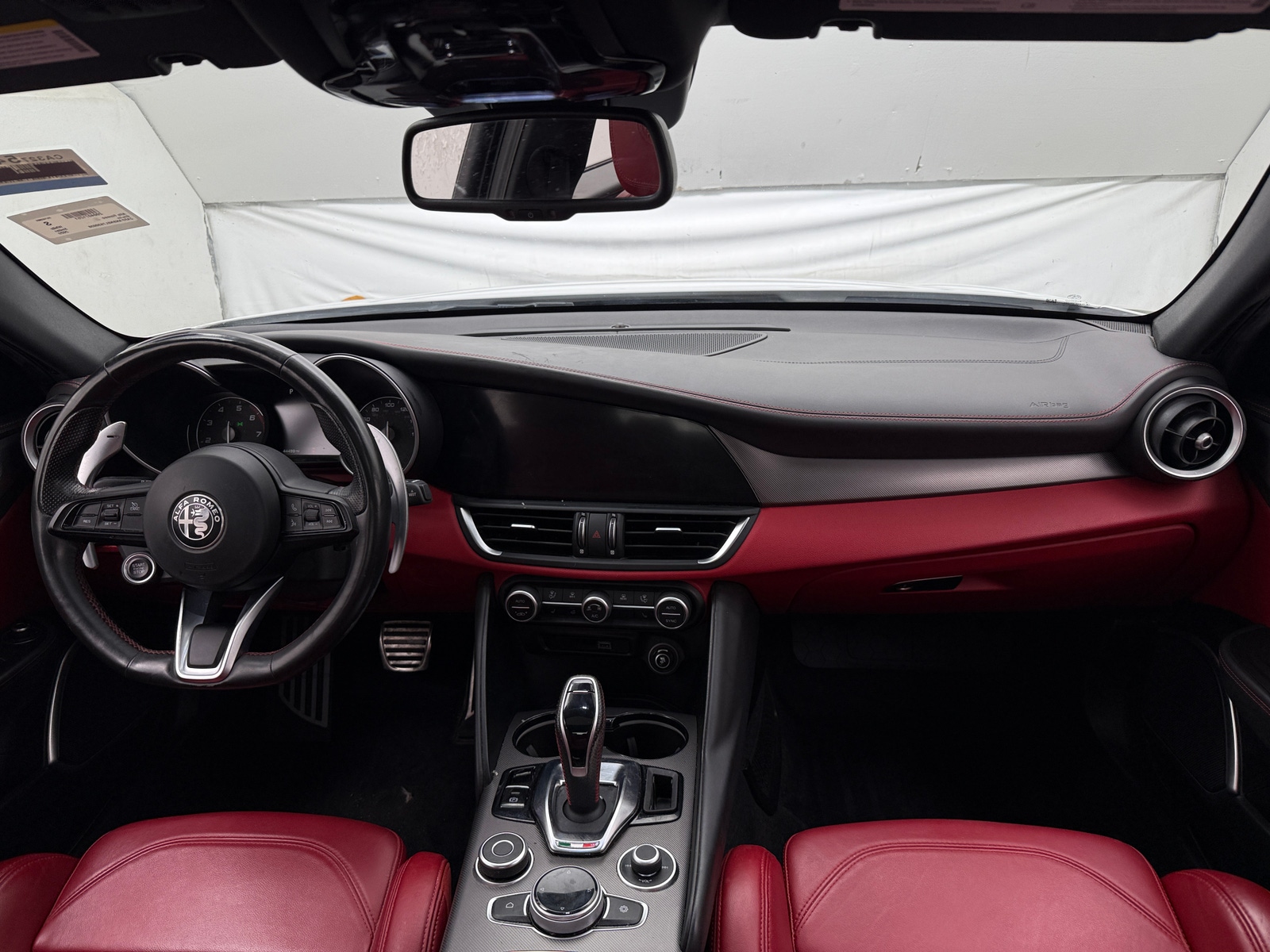 Thumbnail: 2020 Alfa Romeo Giulia - 2