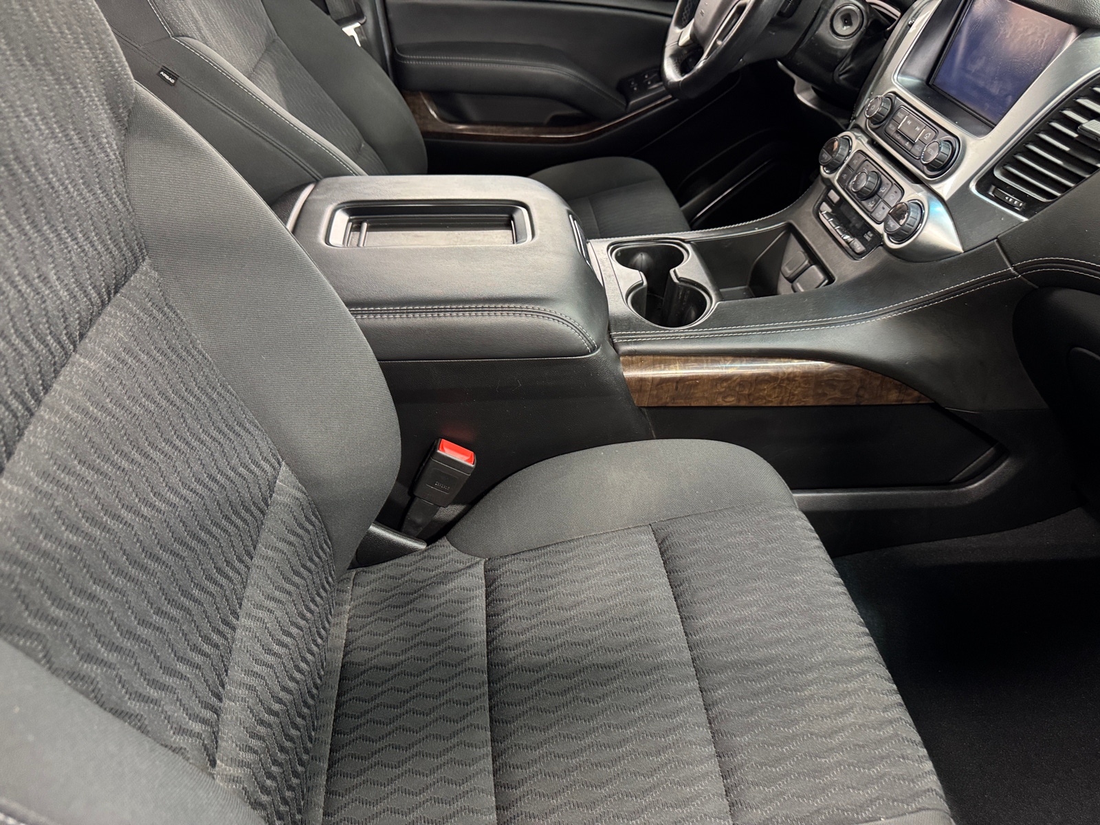 Thumbnail: 2019 Chevrolet Tahoe - 2