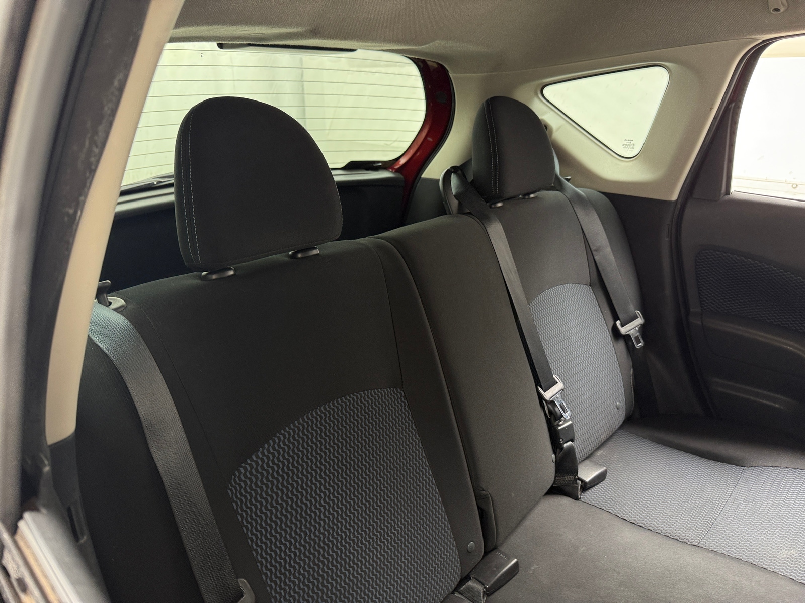 Thumbnail: 2017 Nissan Versa Note - 6