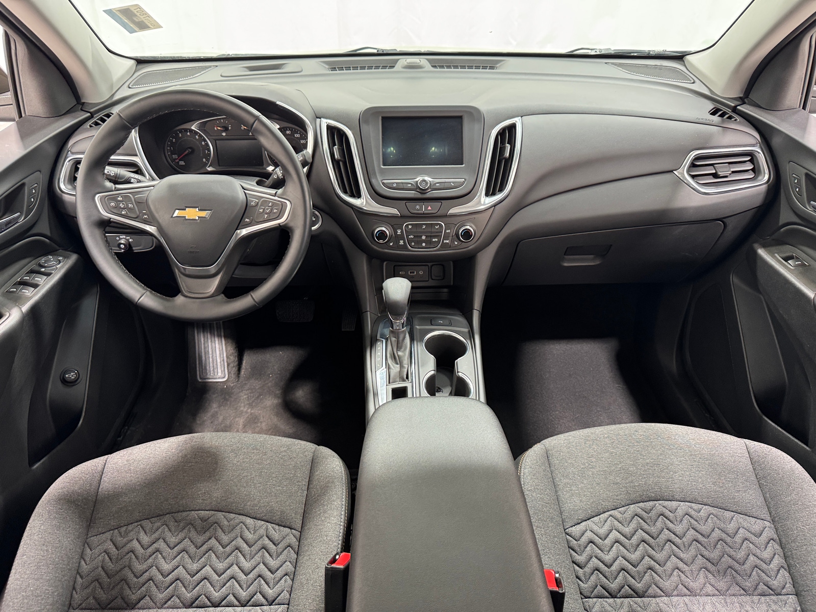 Thumbnail: 2023 Chevrolet Equinox - 3