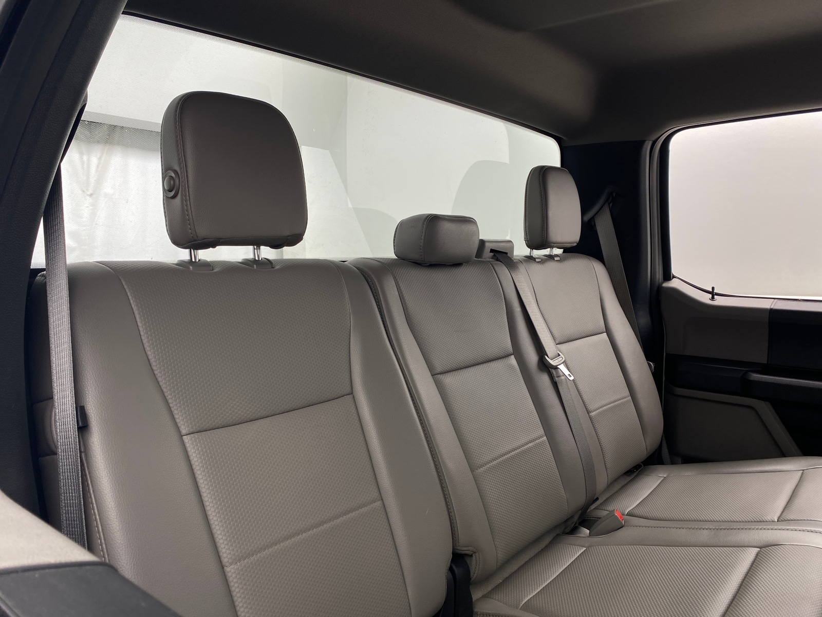 Thumbnail: 2018 Ford Econoline - 5