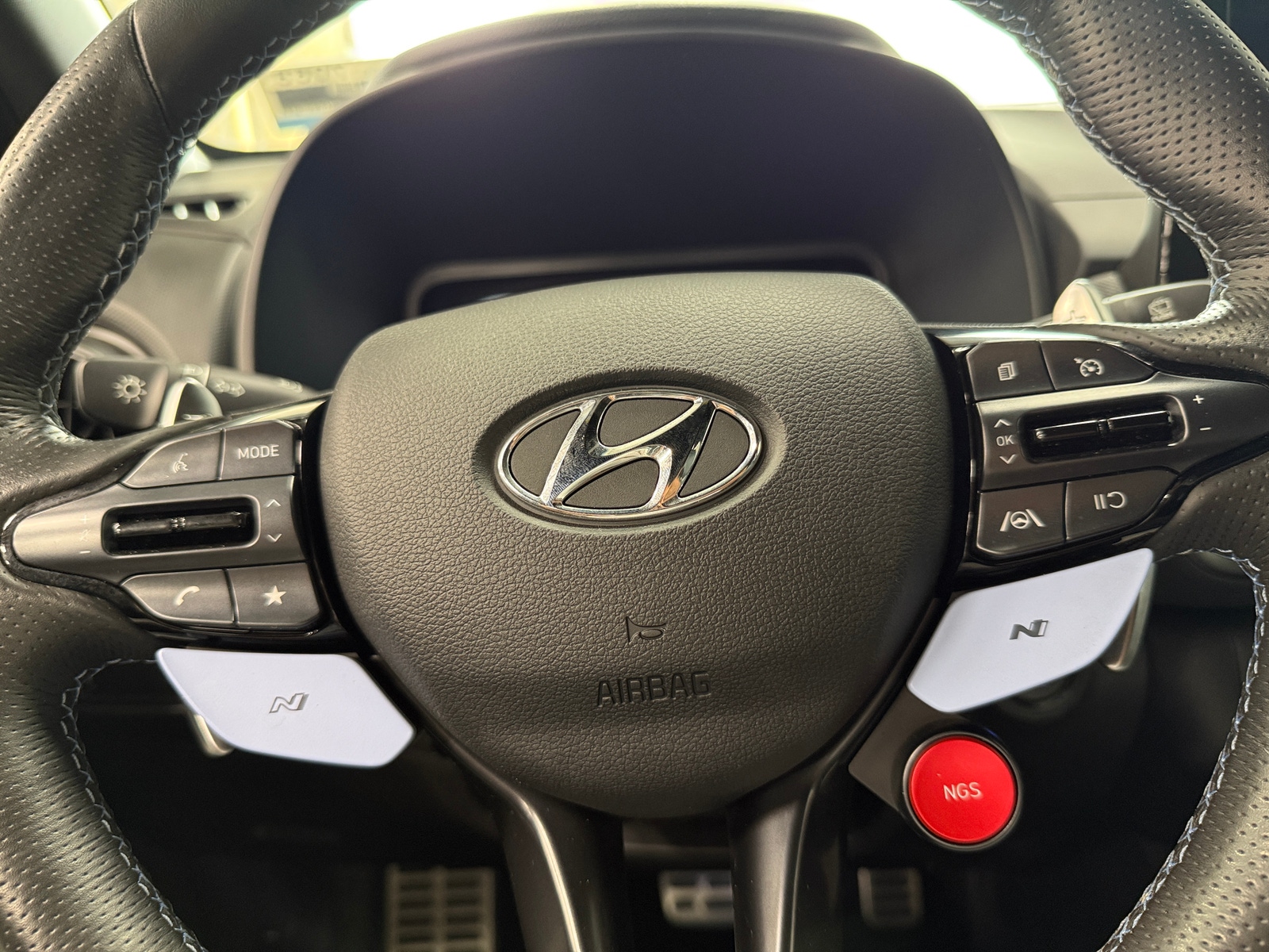 Thumbnail: 2023 Hyundai Kona - 4